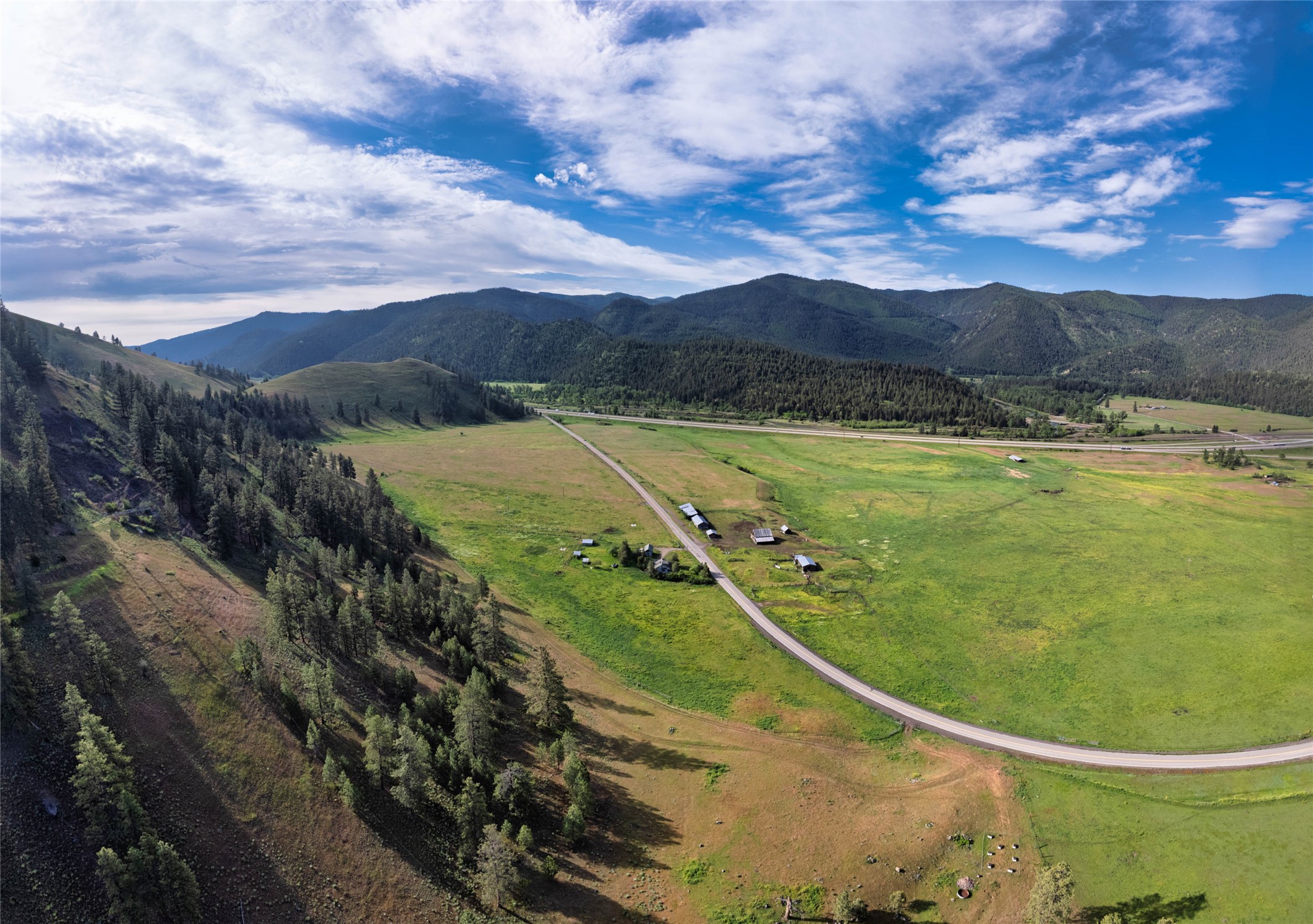 31022 Beavertail Road Property Photo 9