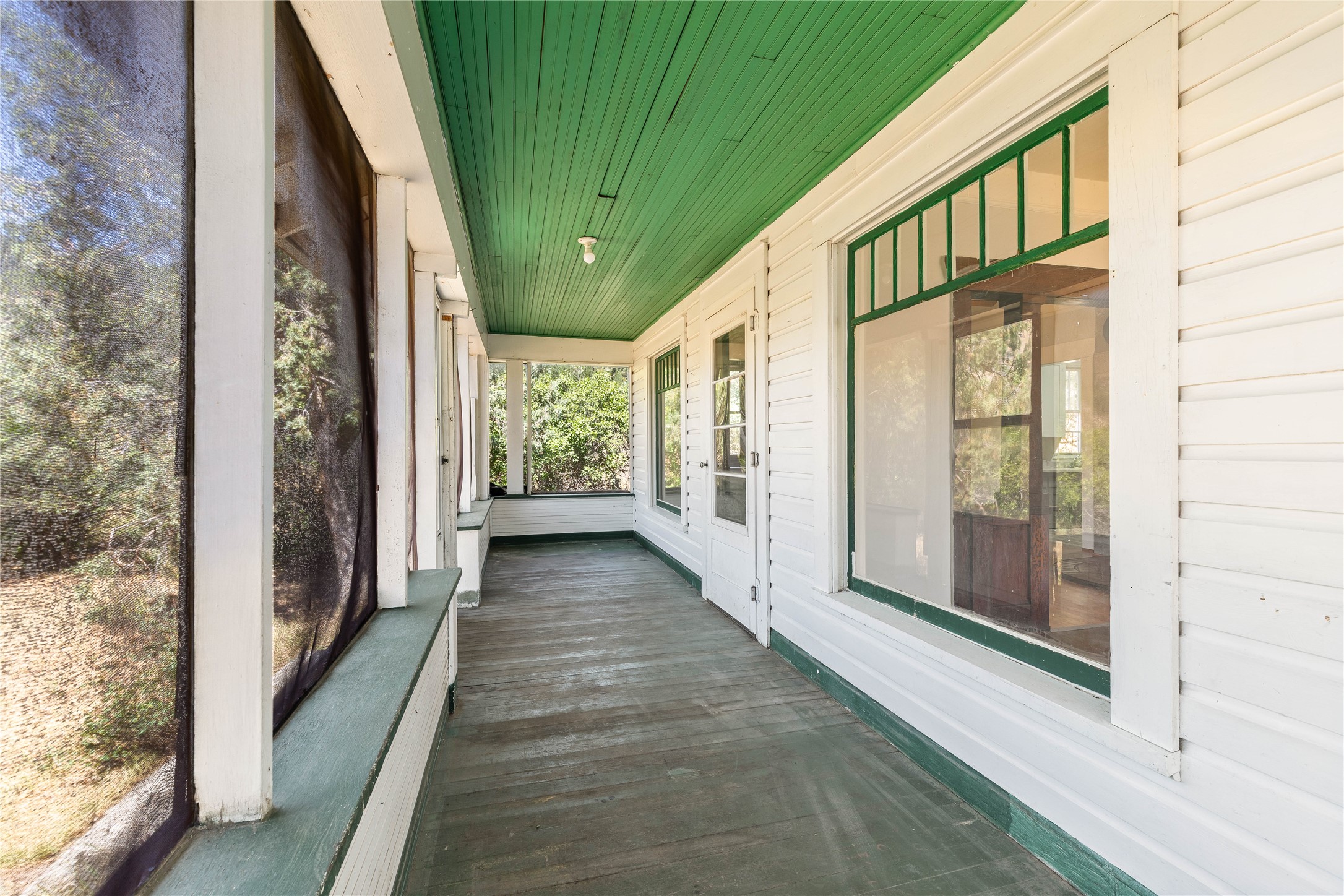 31022 Beavertail Road Property Photo 16