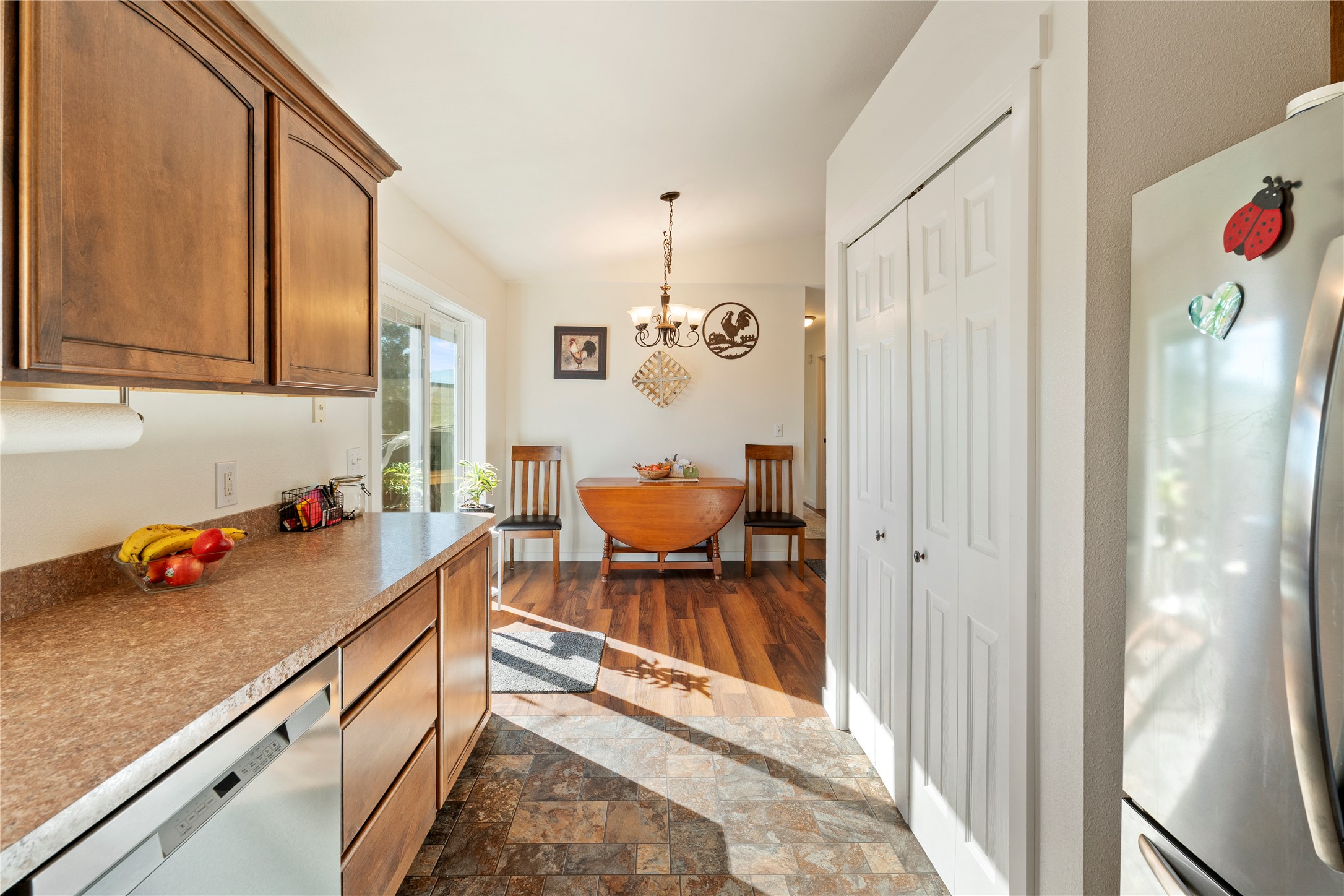 2515 Eastgate Drive Property Photo 9