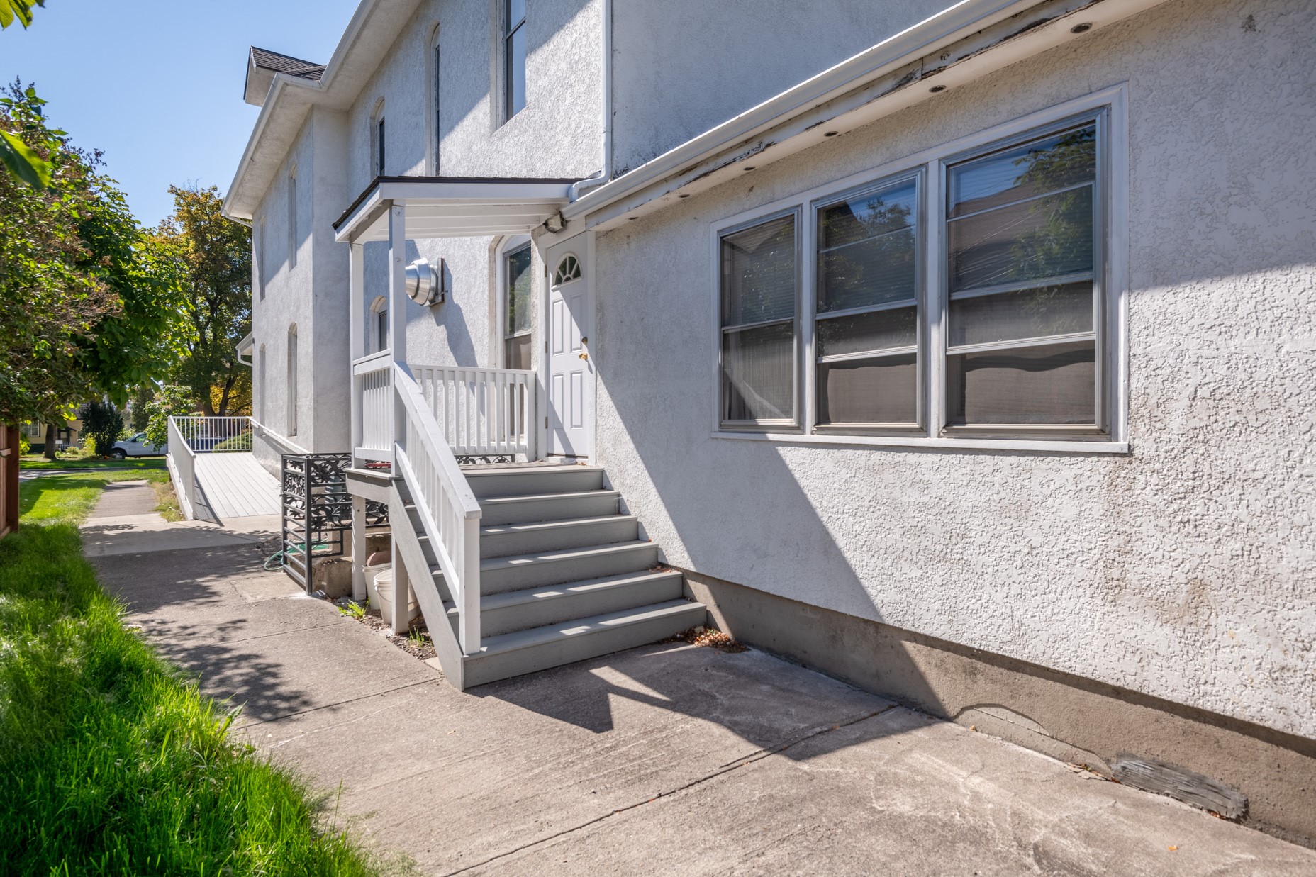 416 E Pine Street Property Photo 13