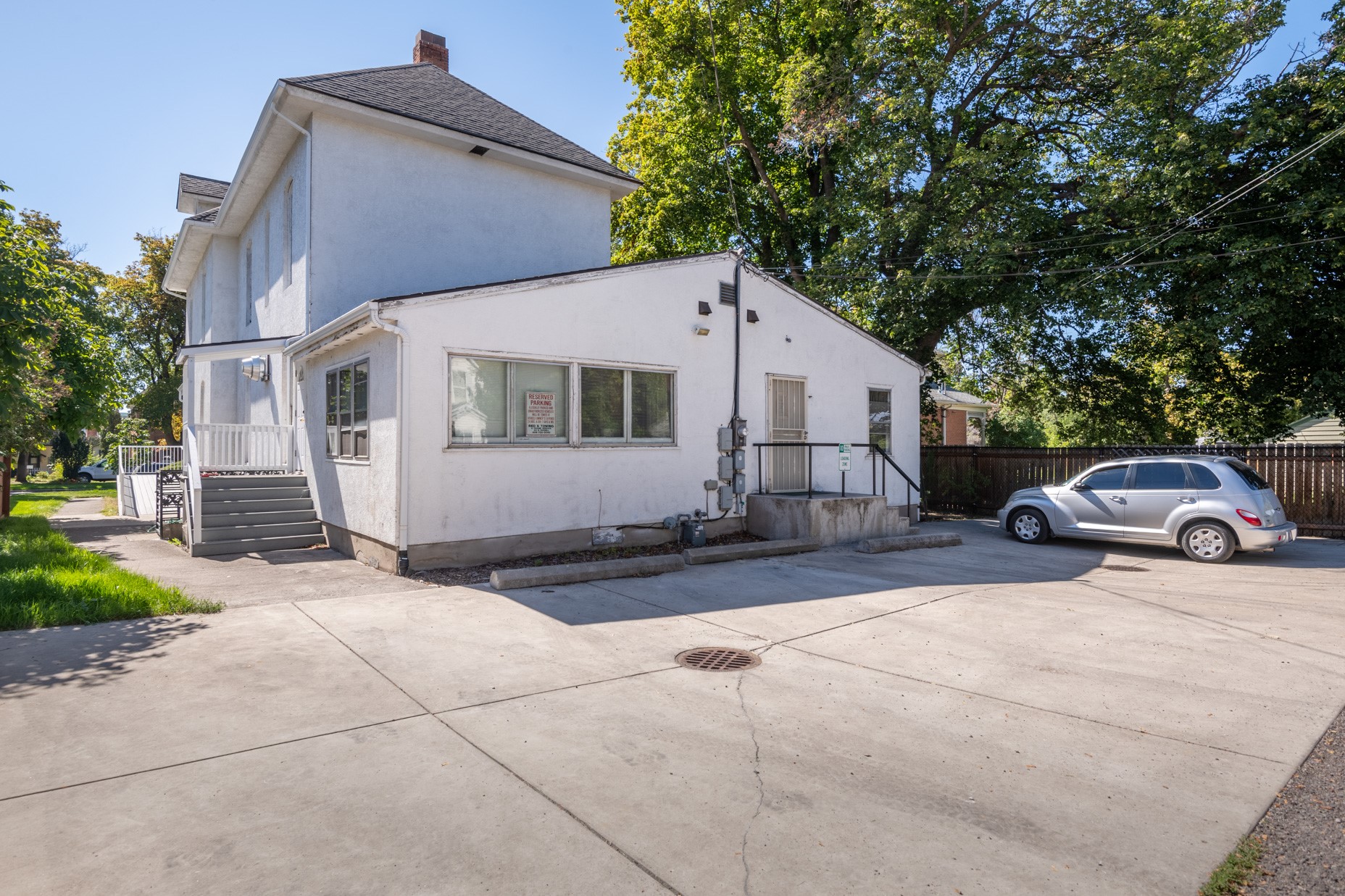 416 E Pine Street Property Photo 14