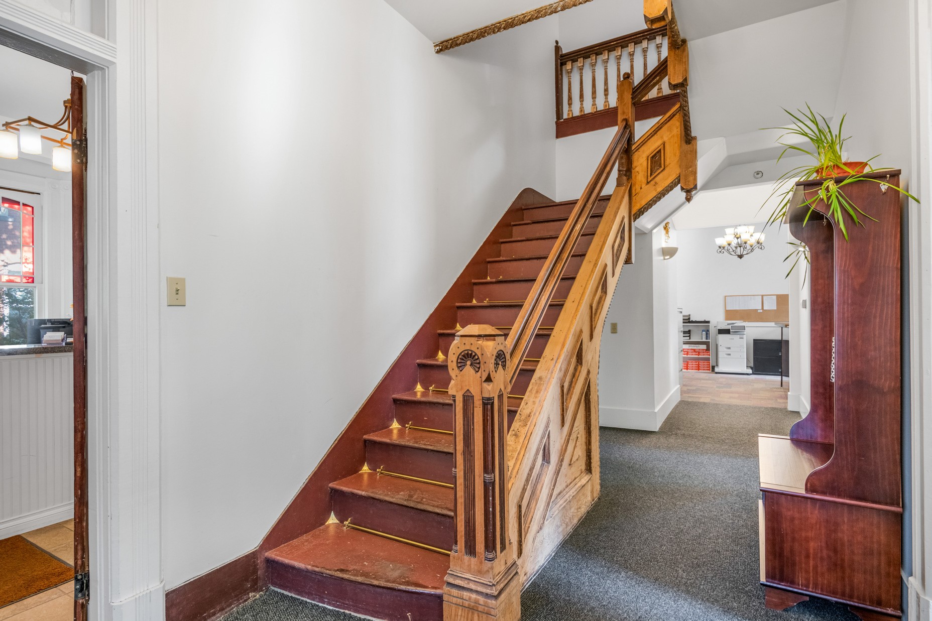416 E Pine Street Property Photo 19