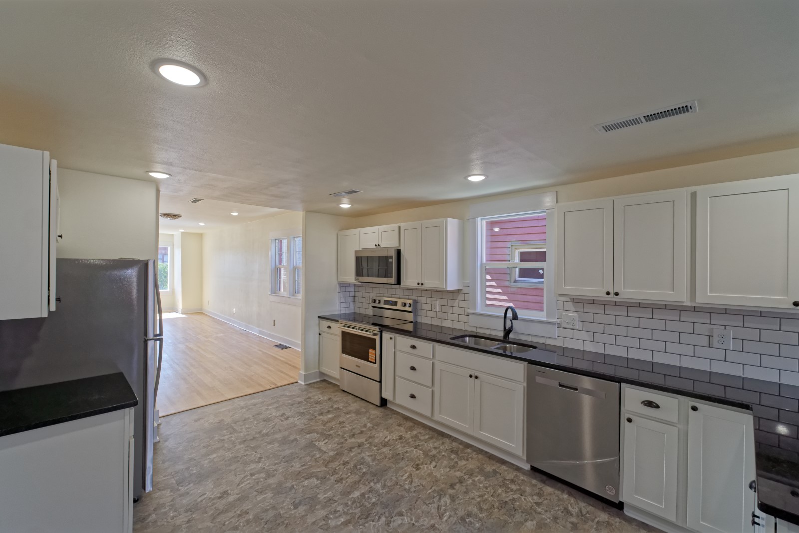 705 W Park Street Property Photo 13