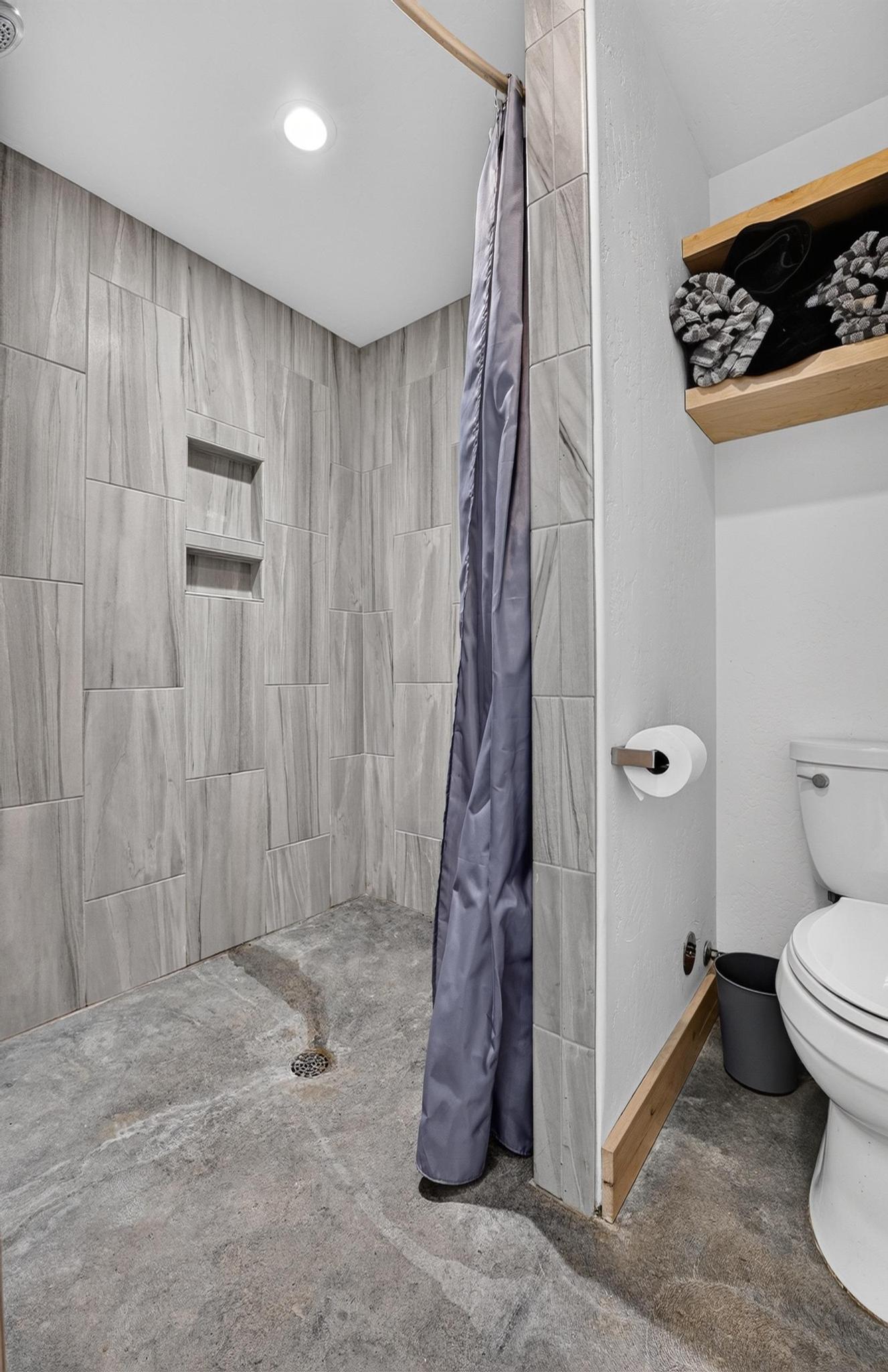118 Salmon Drive Property Photo 18