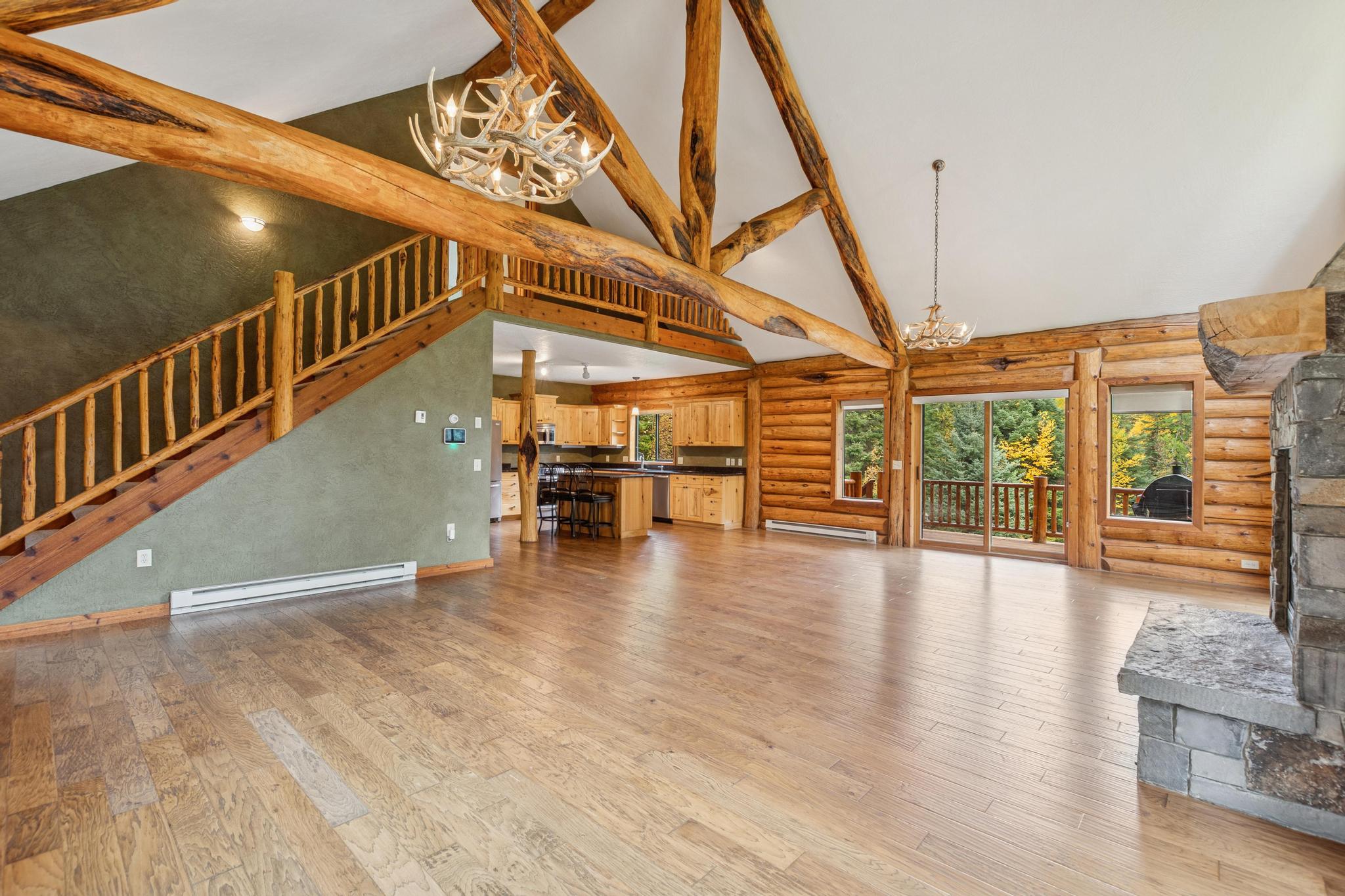 13676 Ridge Loop Road Property Photo 8