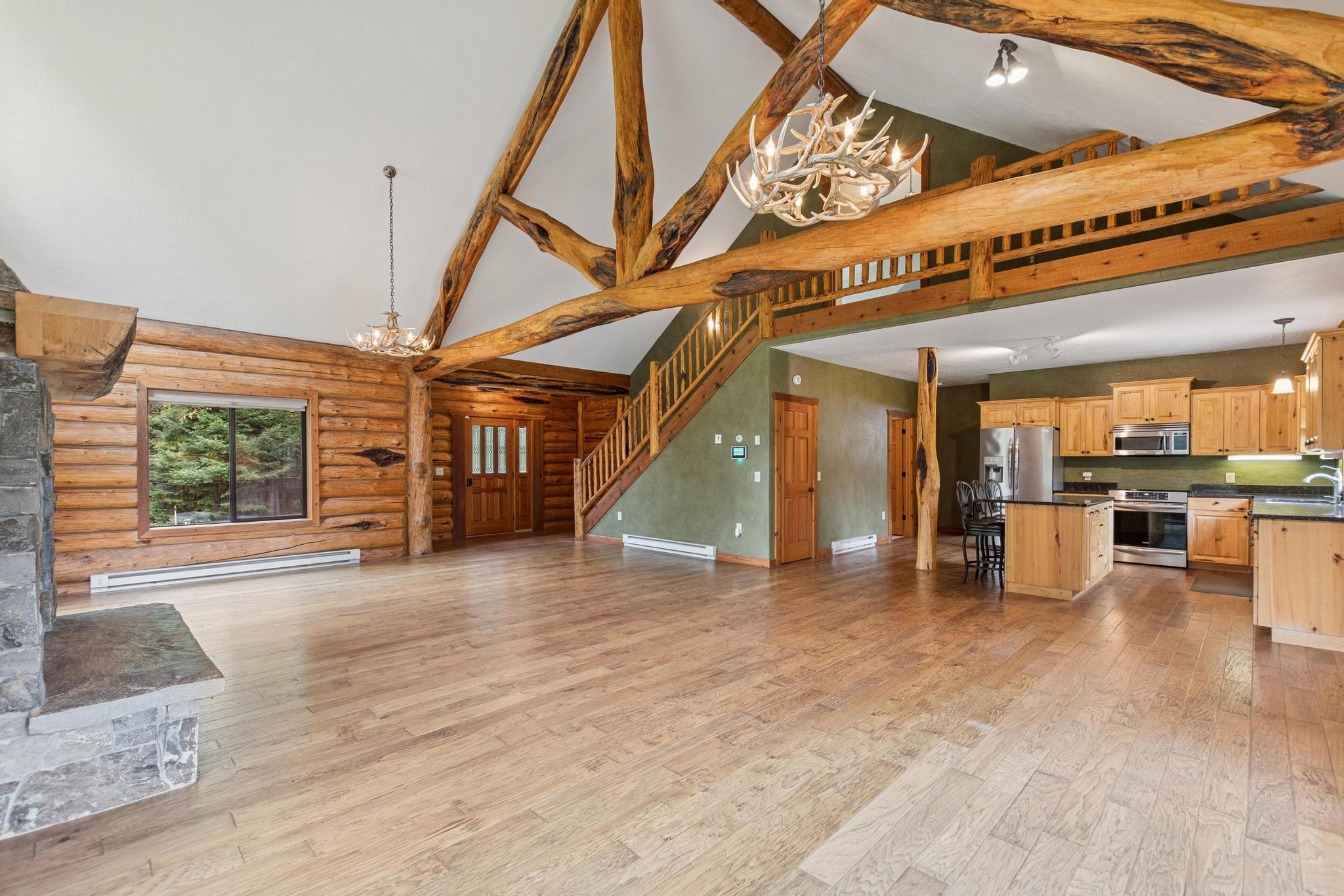 13676 Ridge Loop Road Property Photo 9