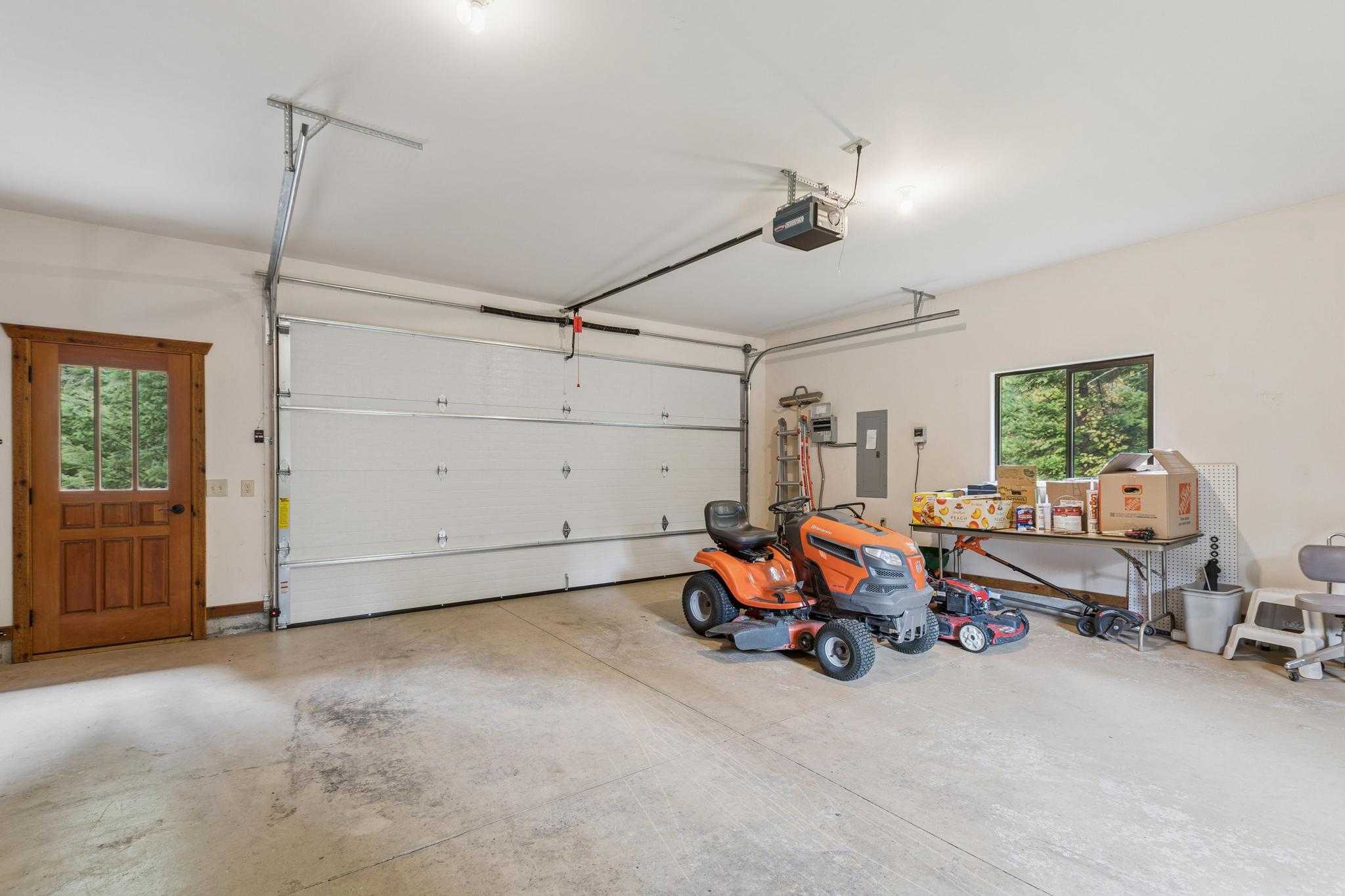 13676 Ridge Loop Road Property Photo 42