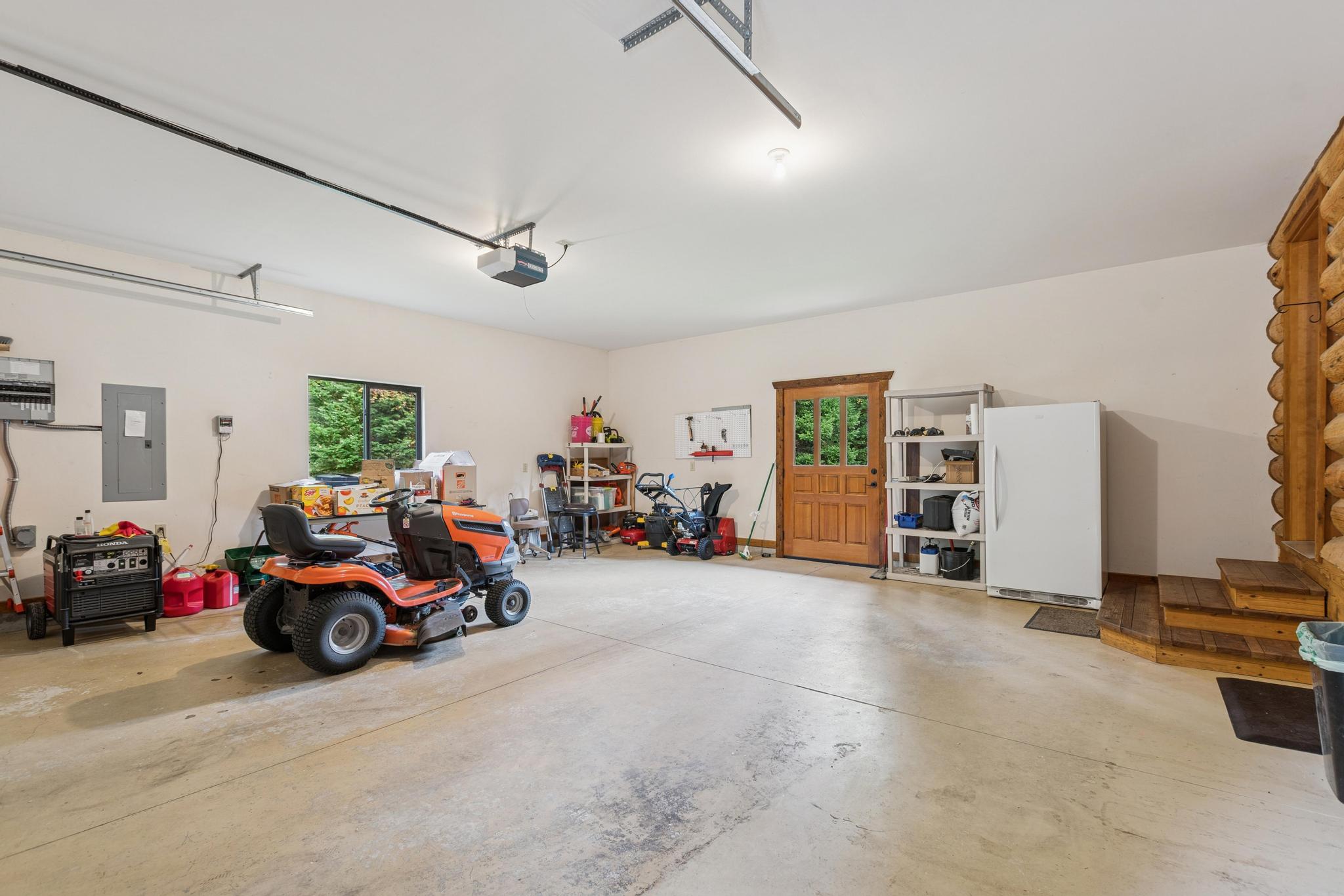 13676 Ridge Loop Road Property Photo 43