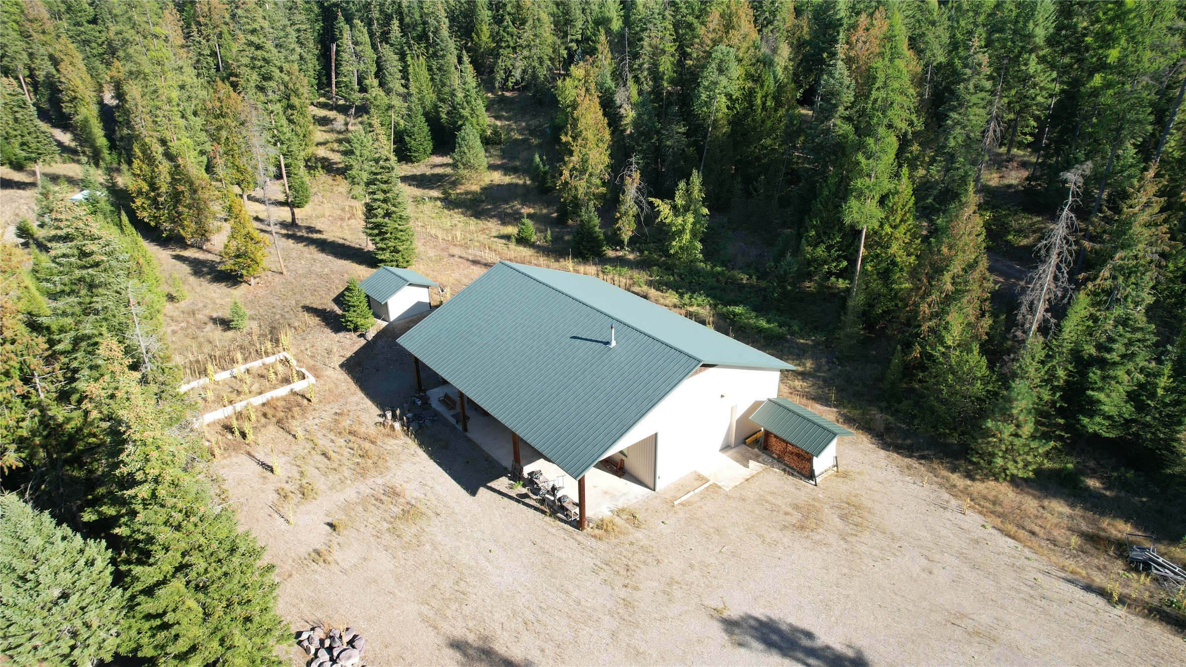18731 Us Highway 2 Property Photo 4
