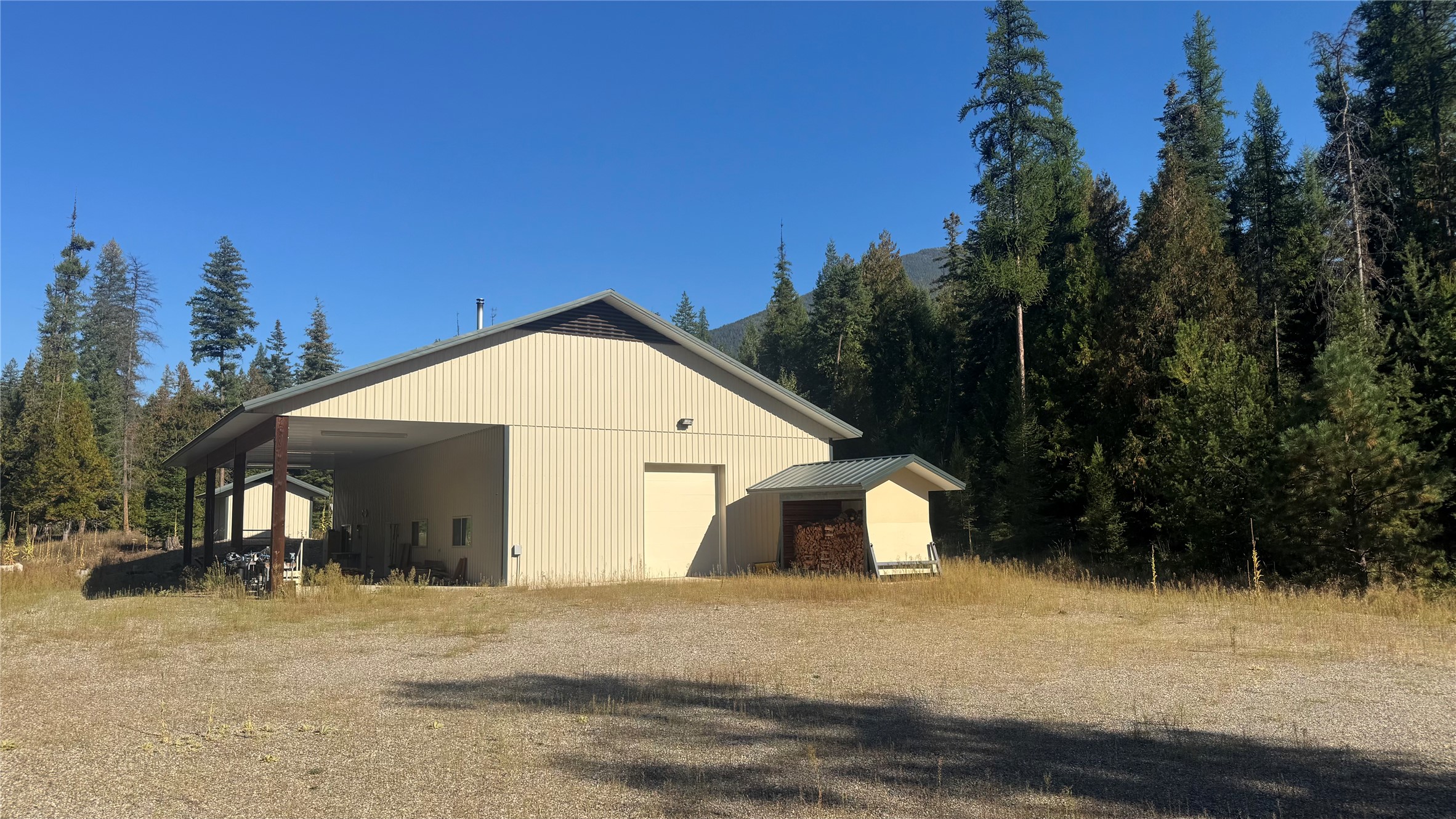 18731 Us Highway 2 Property Photo 7
