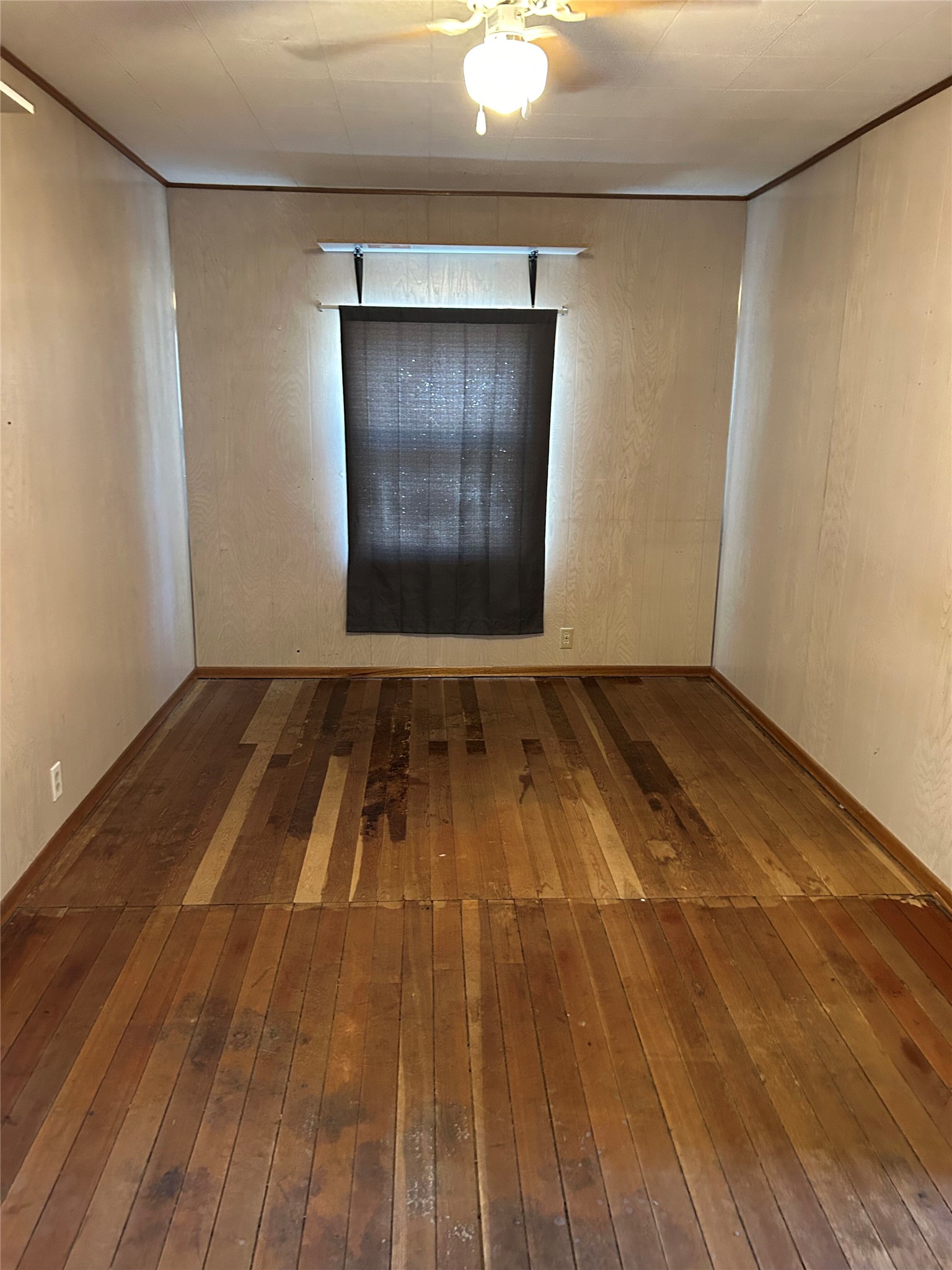 161 E Broad Street Property Photo 10