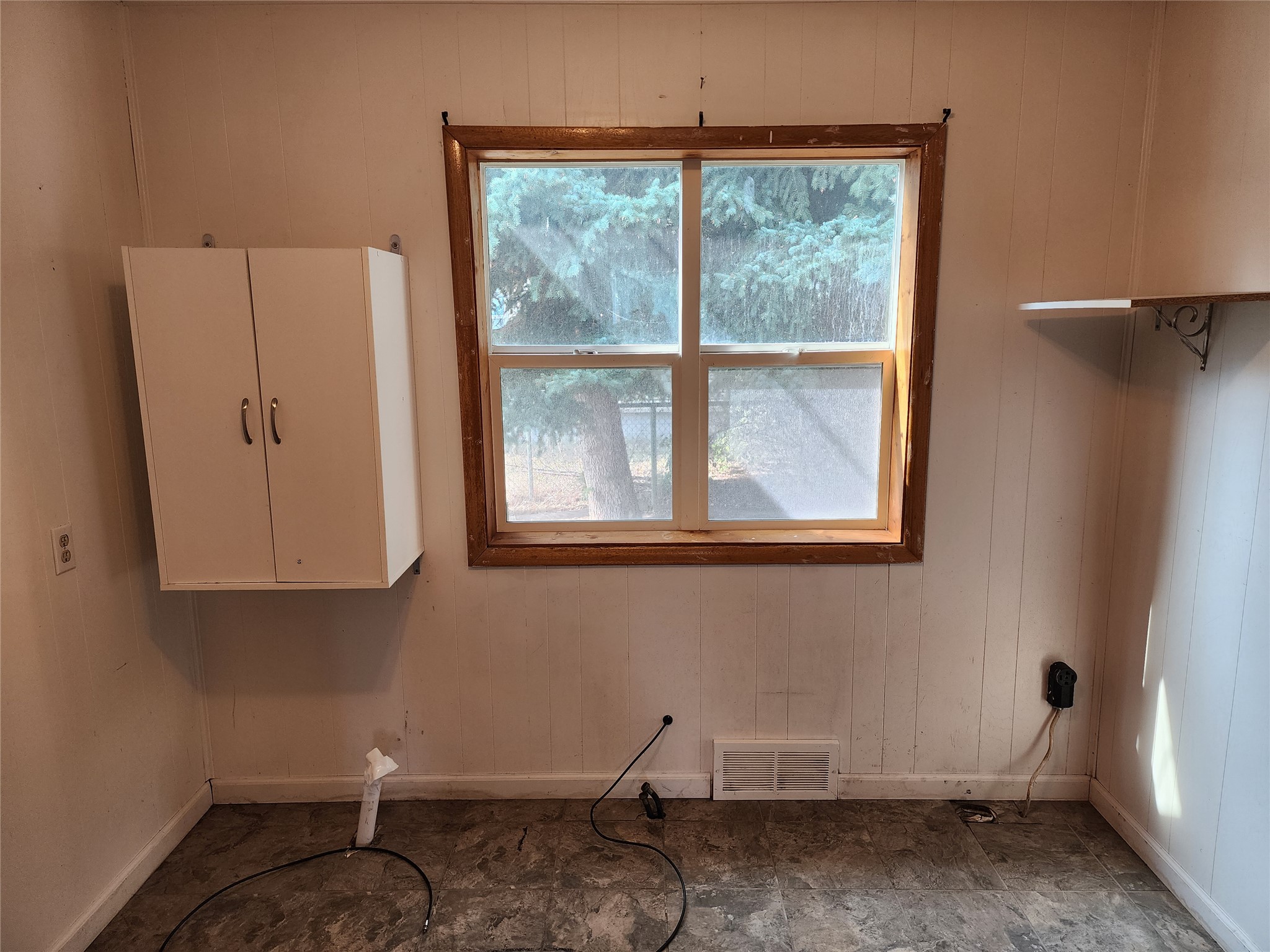 161 E Broad Street Property Photo 14