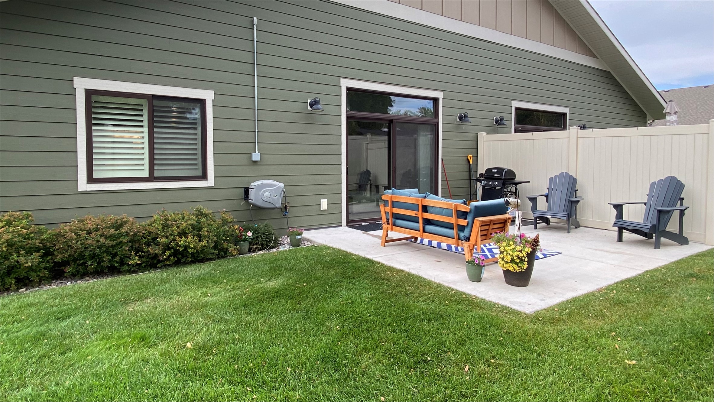 3576 Connery Way A Property Photo 8