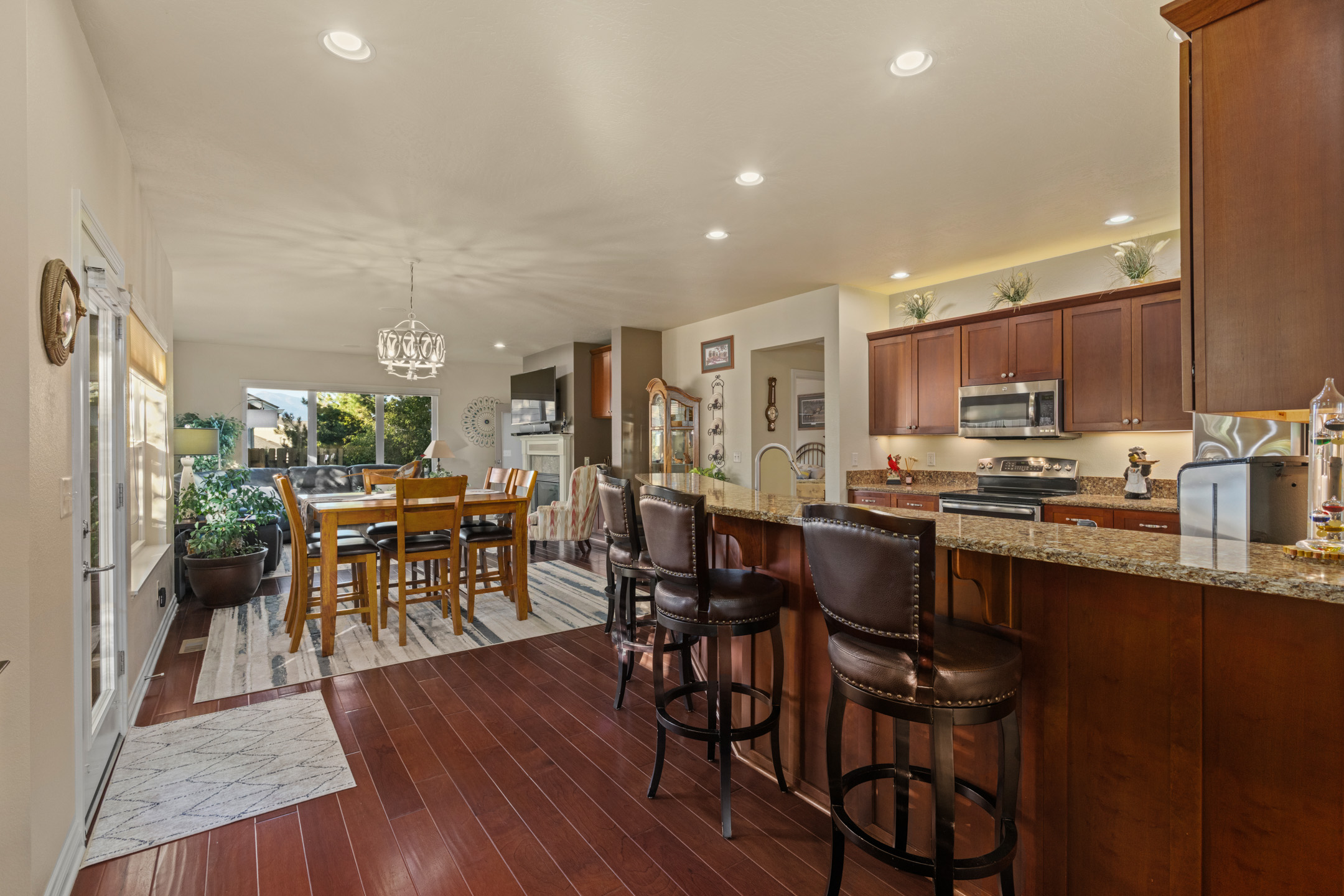 2625 Tanbark Way A Property Photo 6