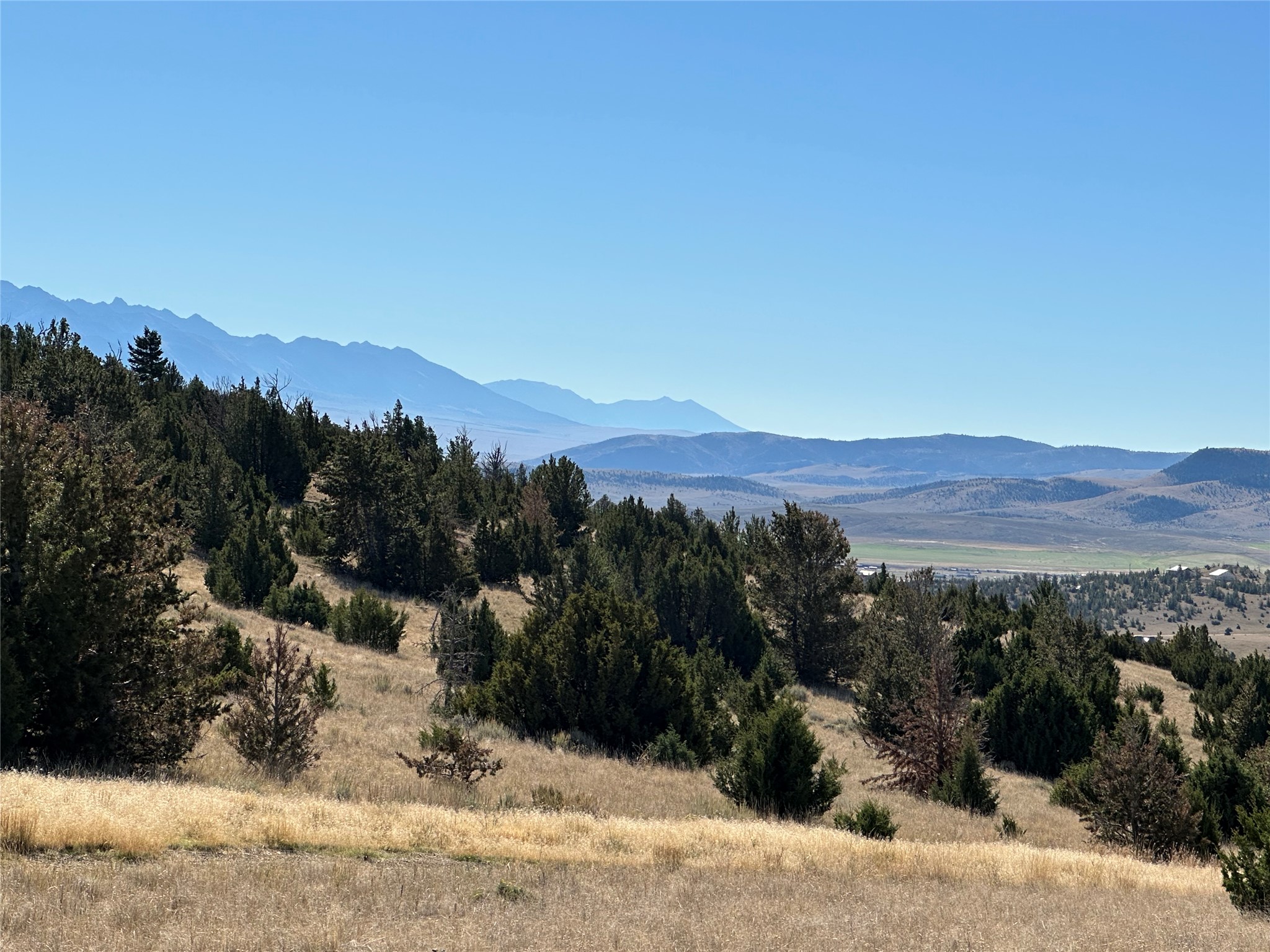 33 Deerfoot Trail Property Photo 8
