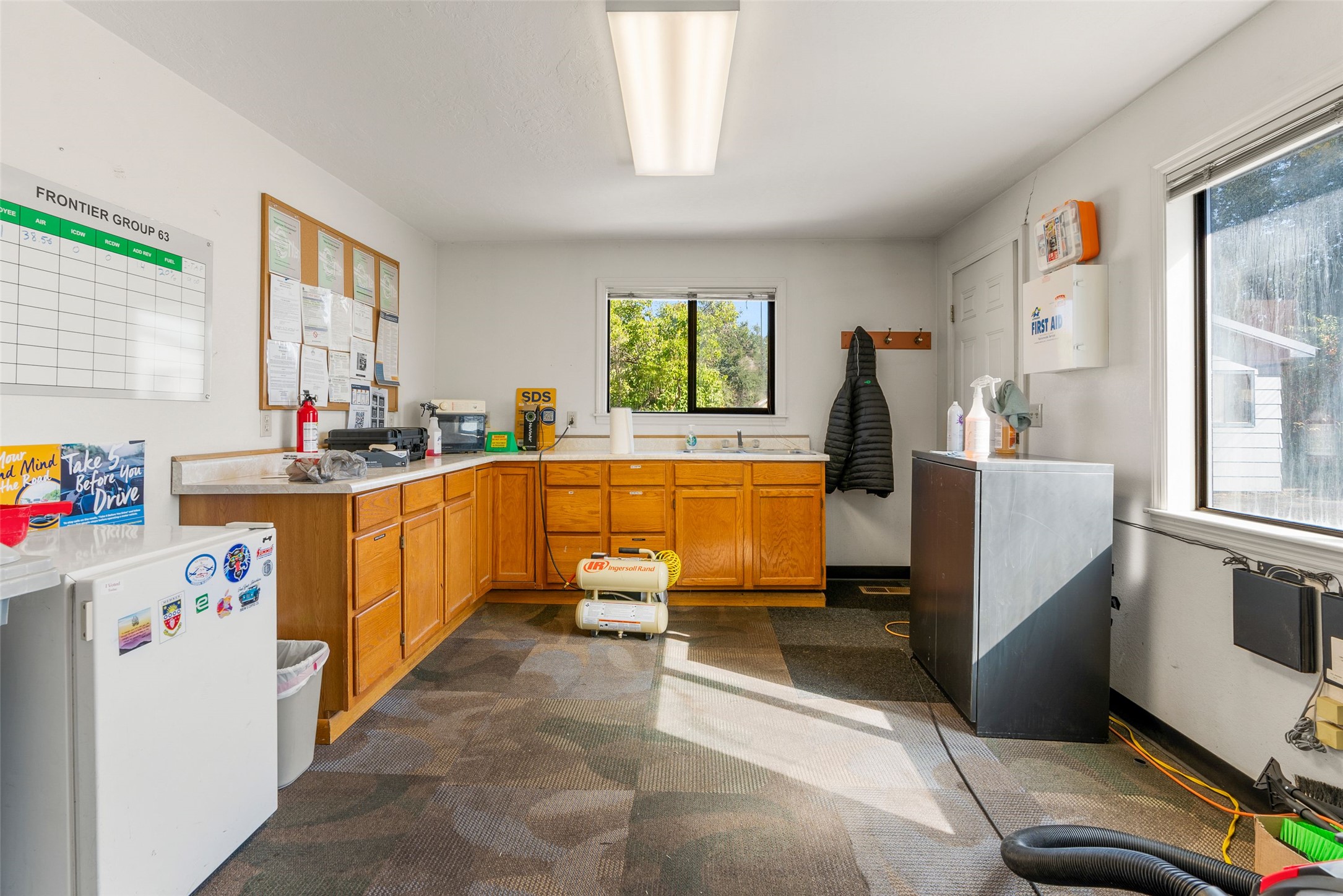 1100 S First Street Property Photo 16