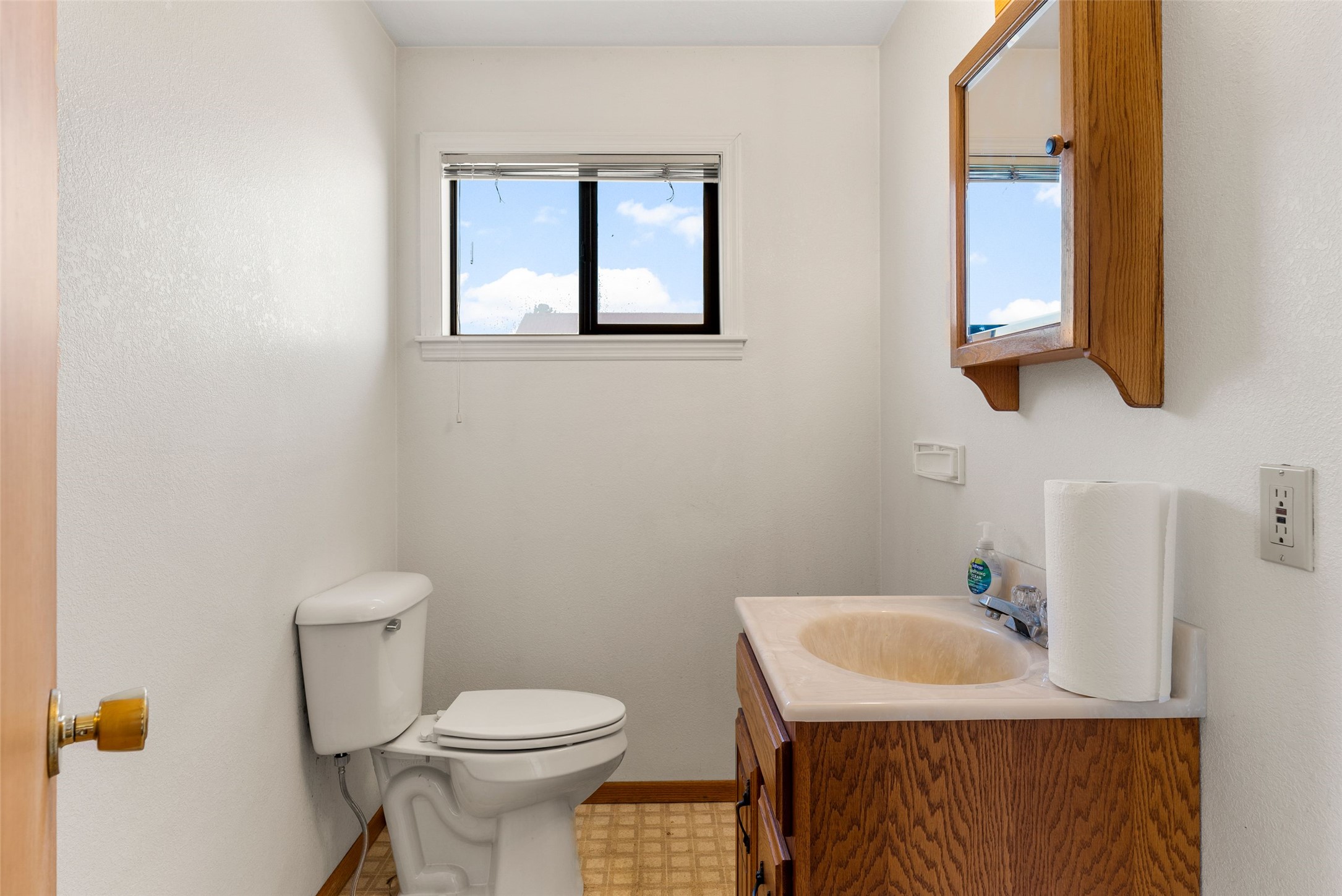 1100 S First Street Property Photo 18