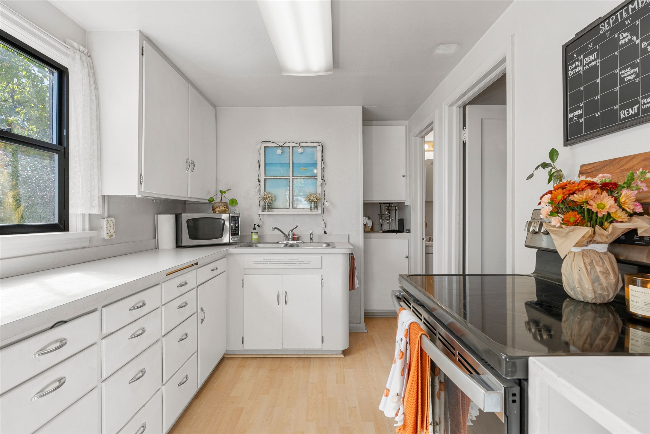 1100 S First Street Property Photo 32