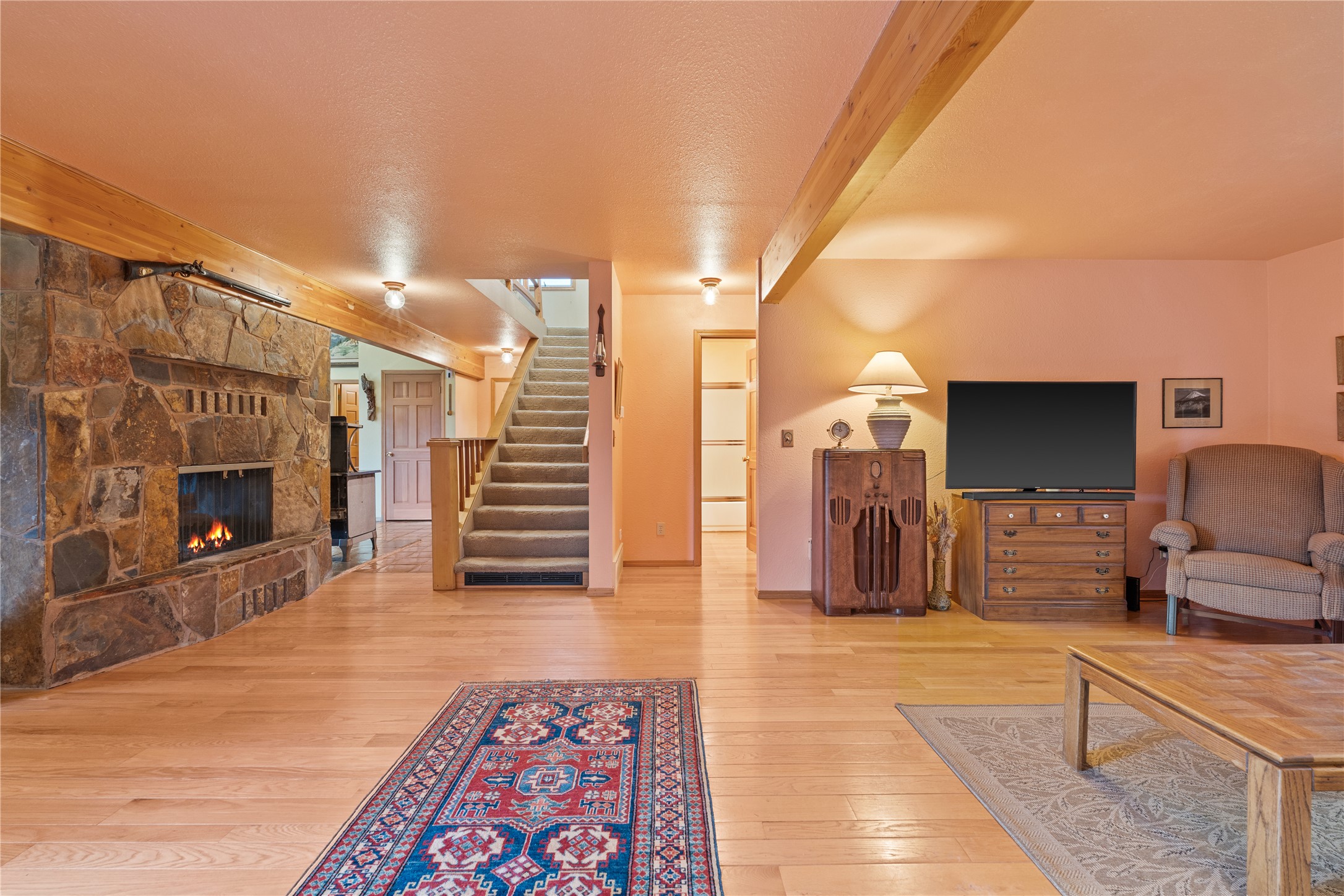 380 Commerce Street Property Photo 14