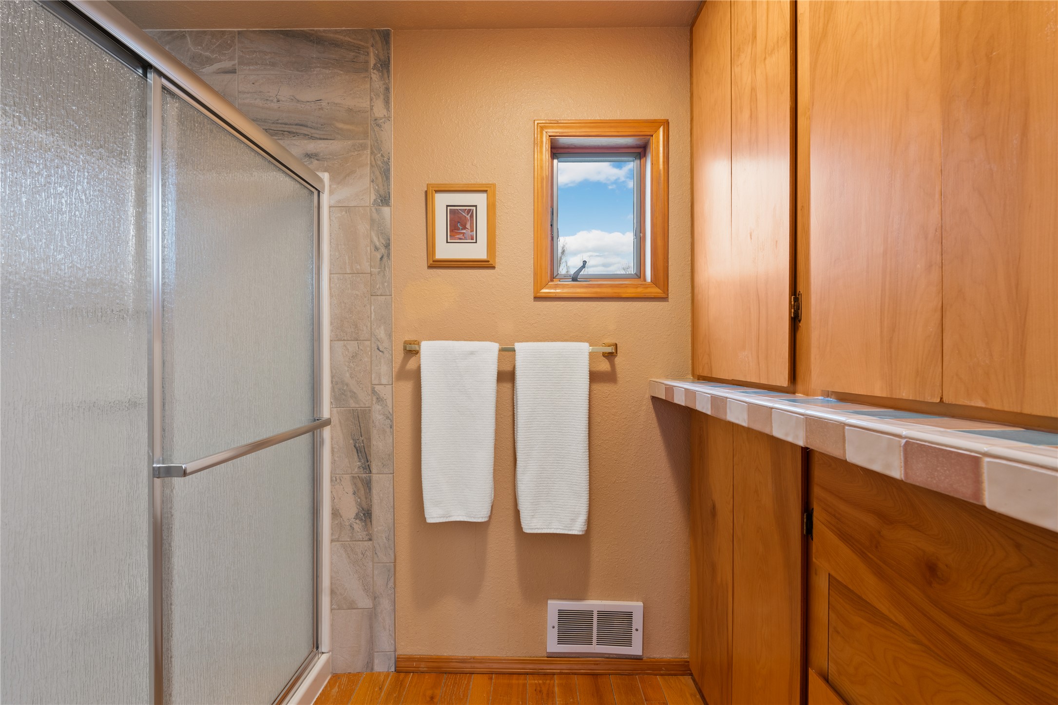 380 Commerce Street Property Photo 26