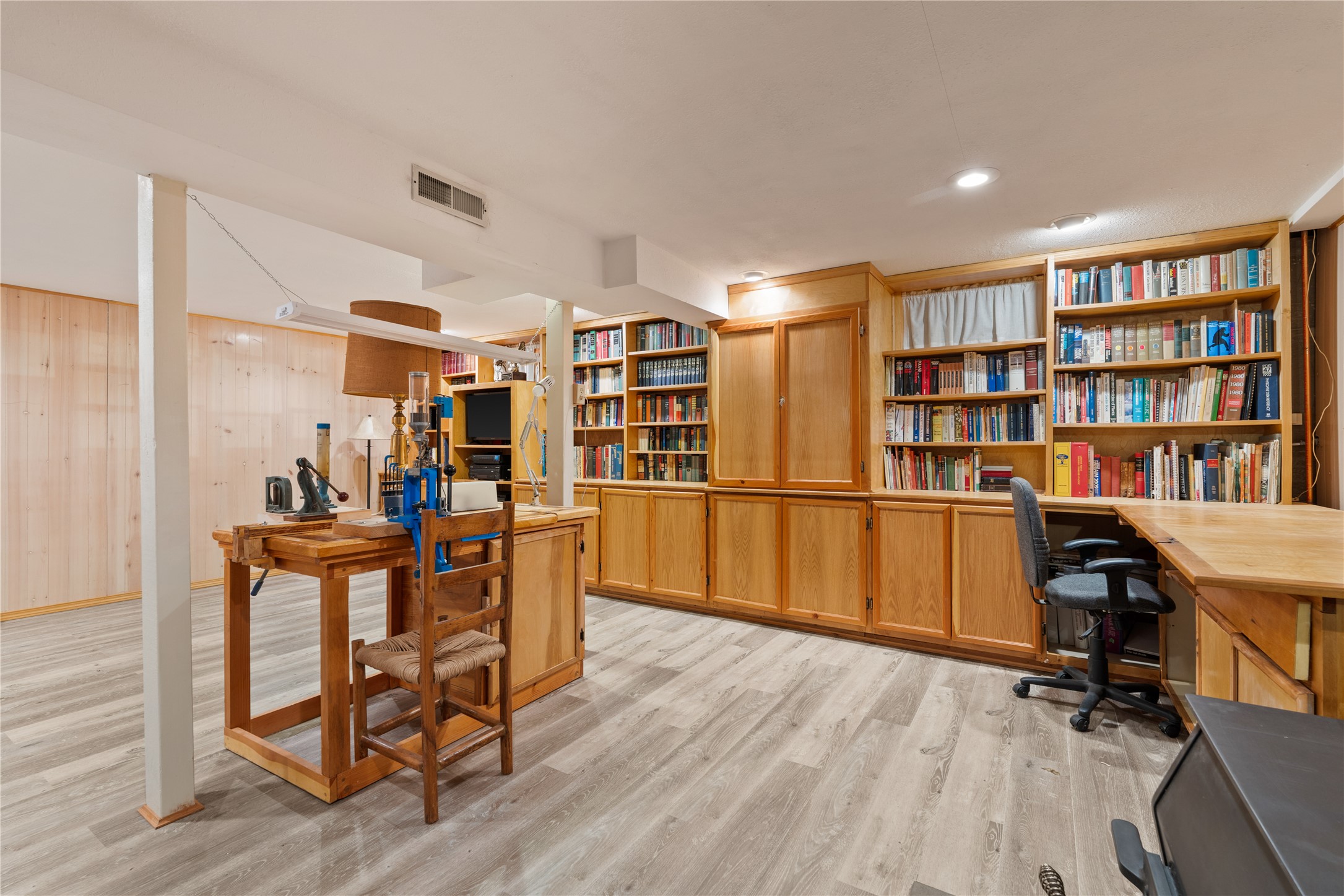 380 Commerce Street Property Photo 28