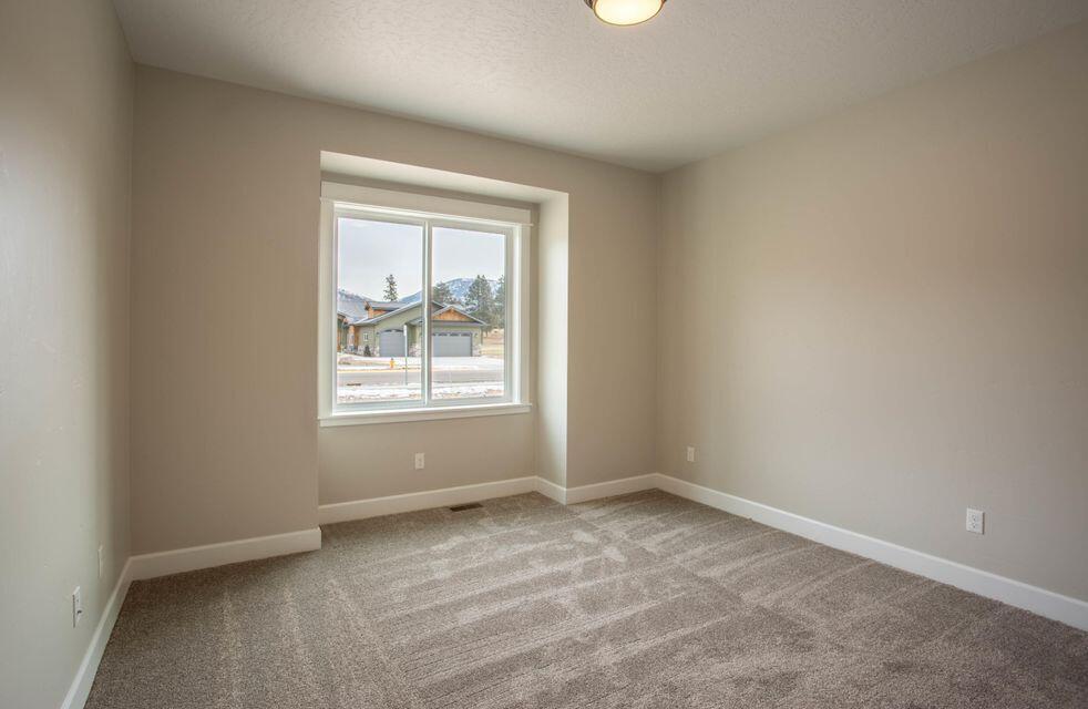 835 Anglers Bend Way Property Photo 4
