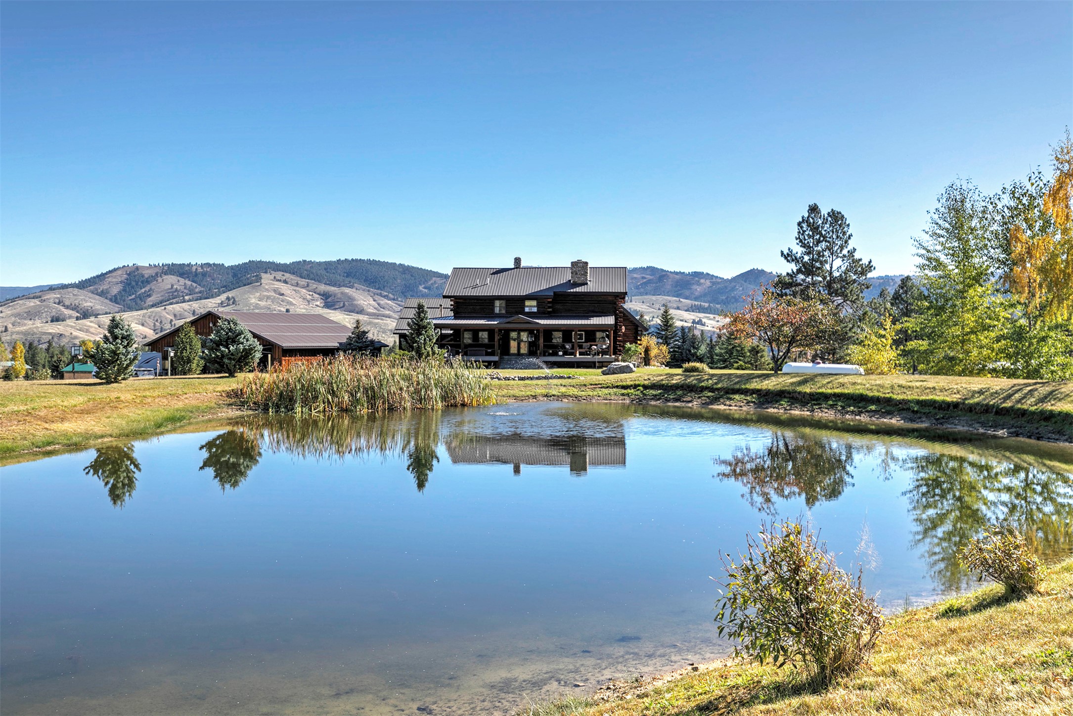 203 Hart Bench Road Property Photo 2