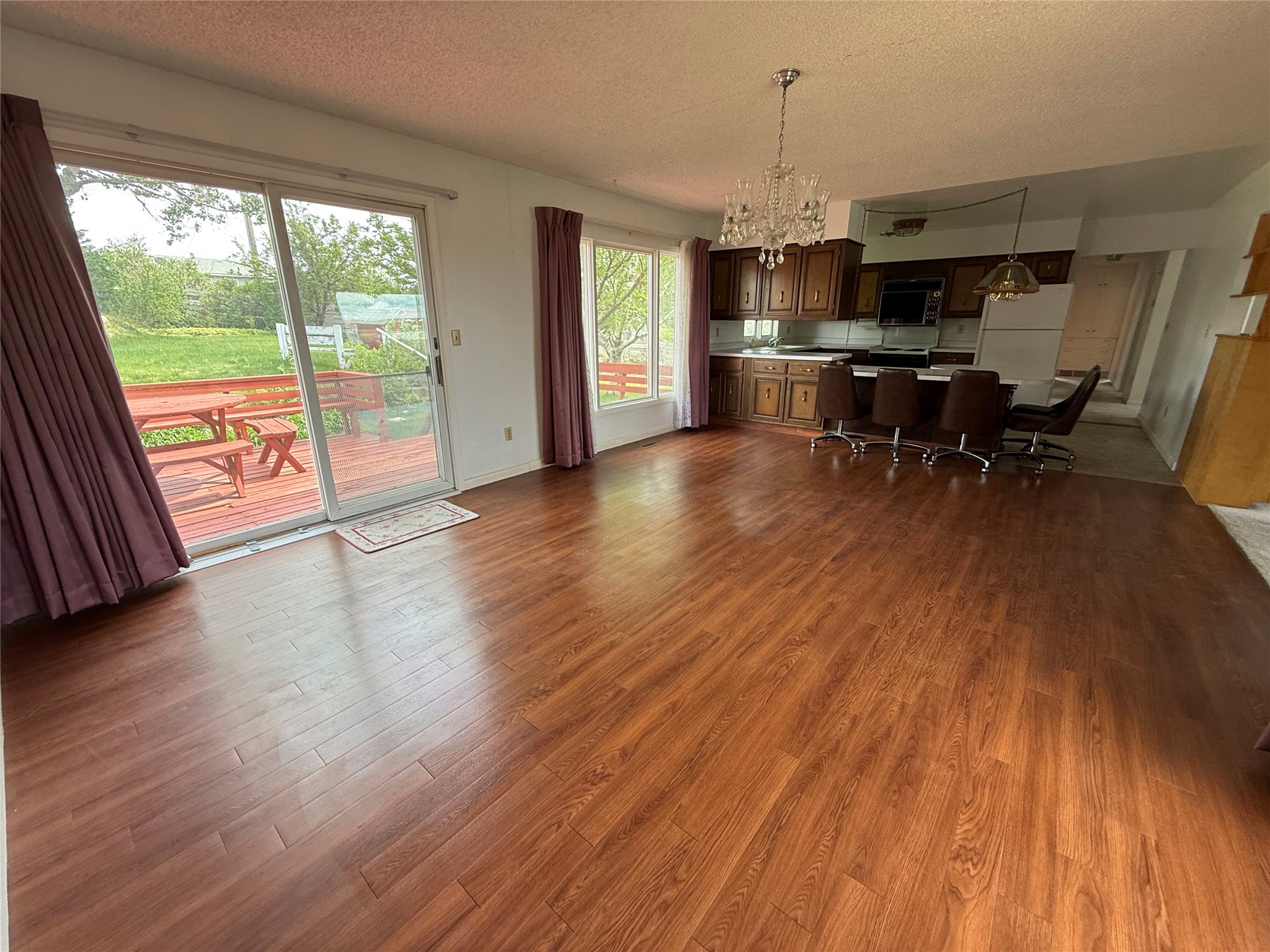 233 4th Avenue Sw Property Photo 5