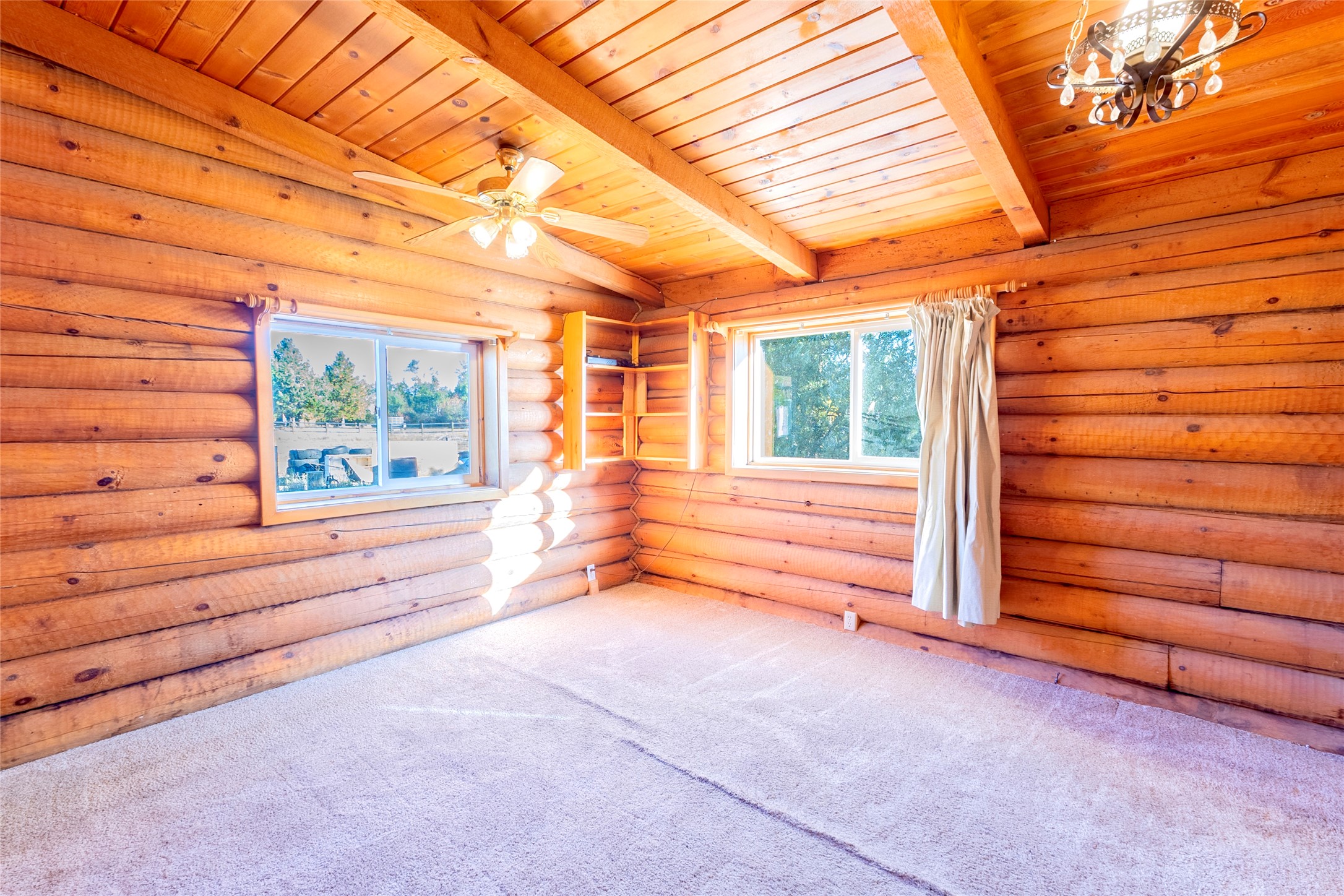 5819 Lawrence Lane Property Photo 9