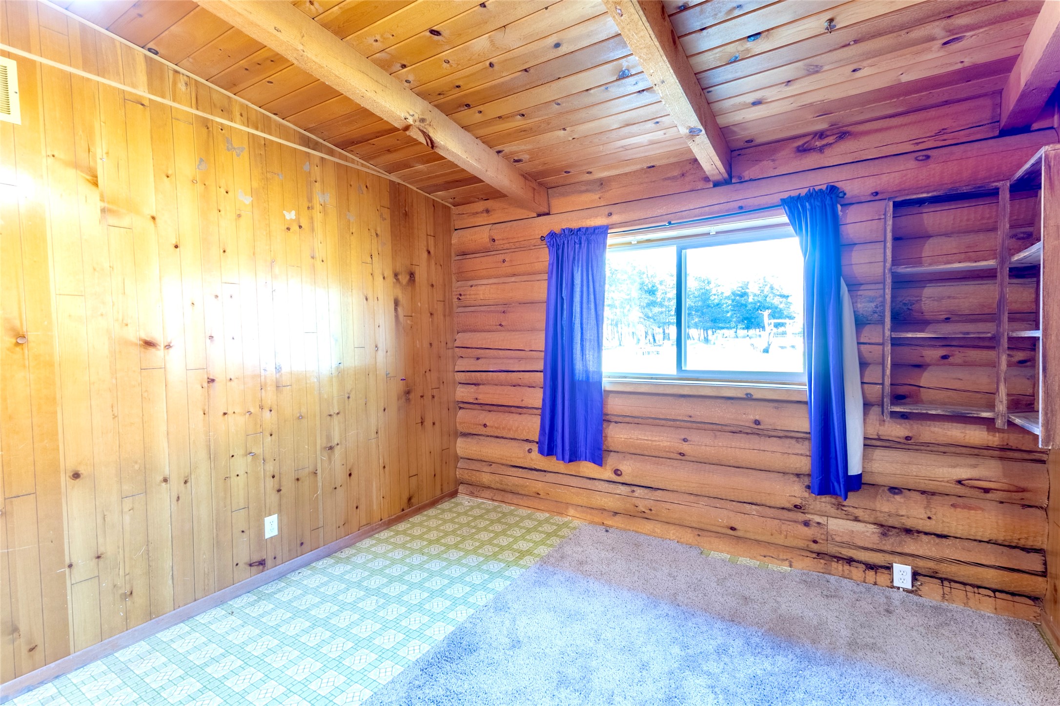 5819 Lawrence Lane Property Photo 14