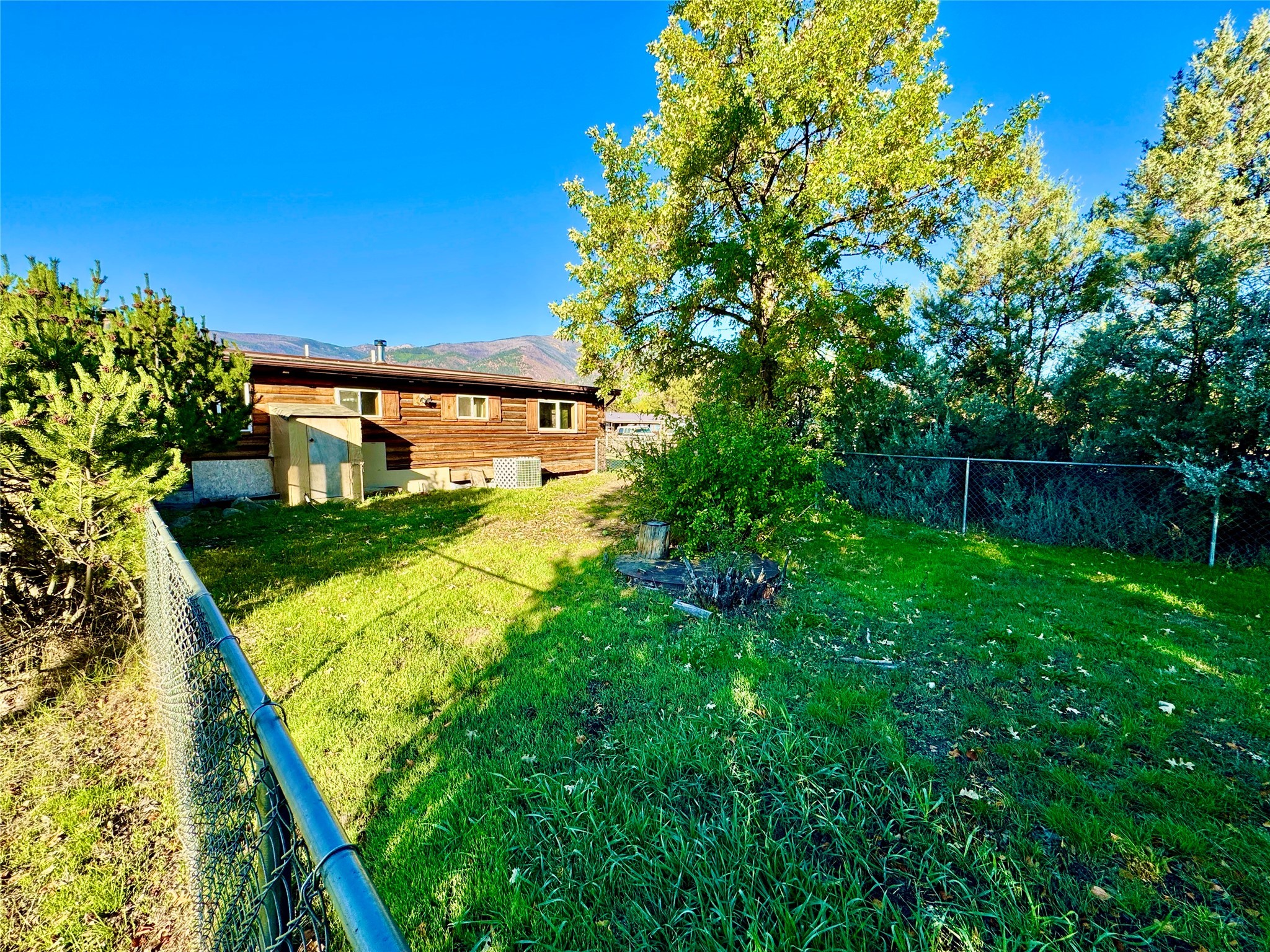 5819 Lawrence Lane Property Photo 20