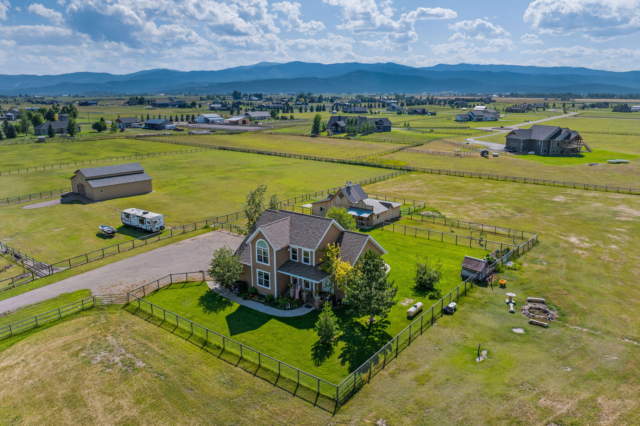 990 Farm Road Property Photo 1