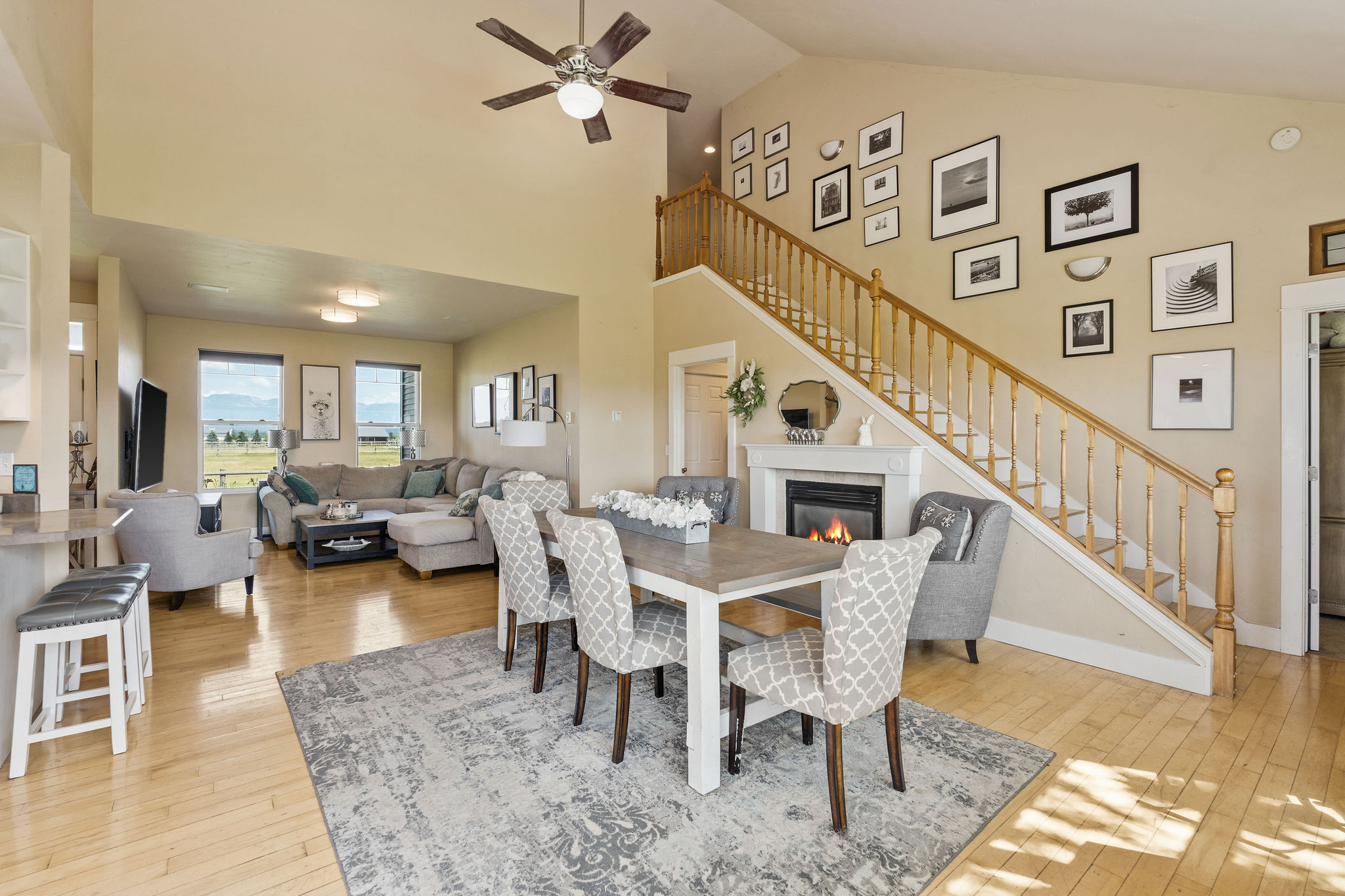 990 Farm Road Property Photo 15