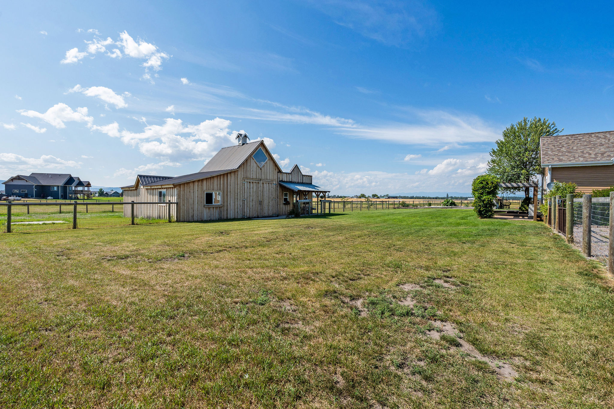 990 Farm Road Property Photo 48
