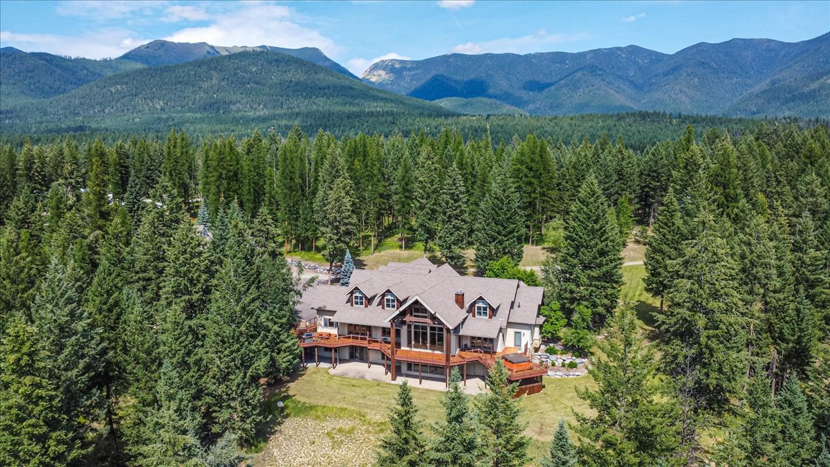 5868 Sinclair Creek Road Property Photo 3