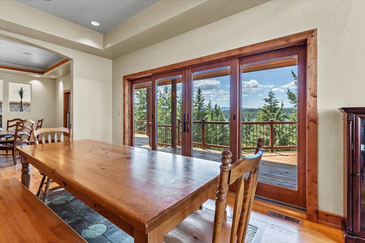 5868 Sinclair Creek Road Property Photo 16