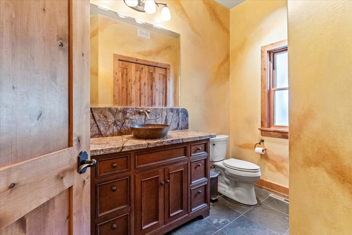 5868 Sinclair Creek Road Property Photo 23