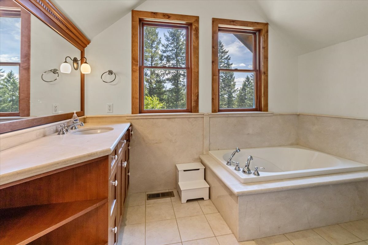 5868 Sinclair Creek Road Property Photo 40