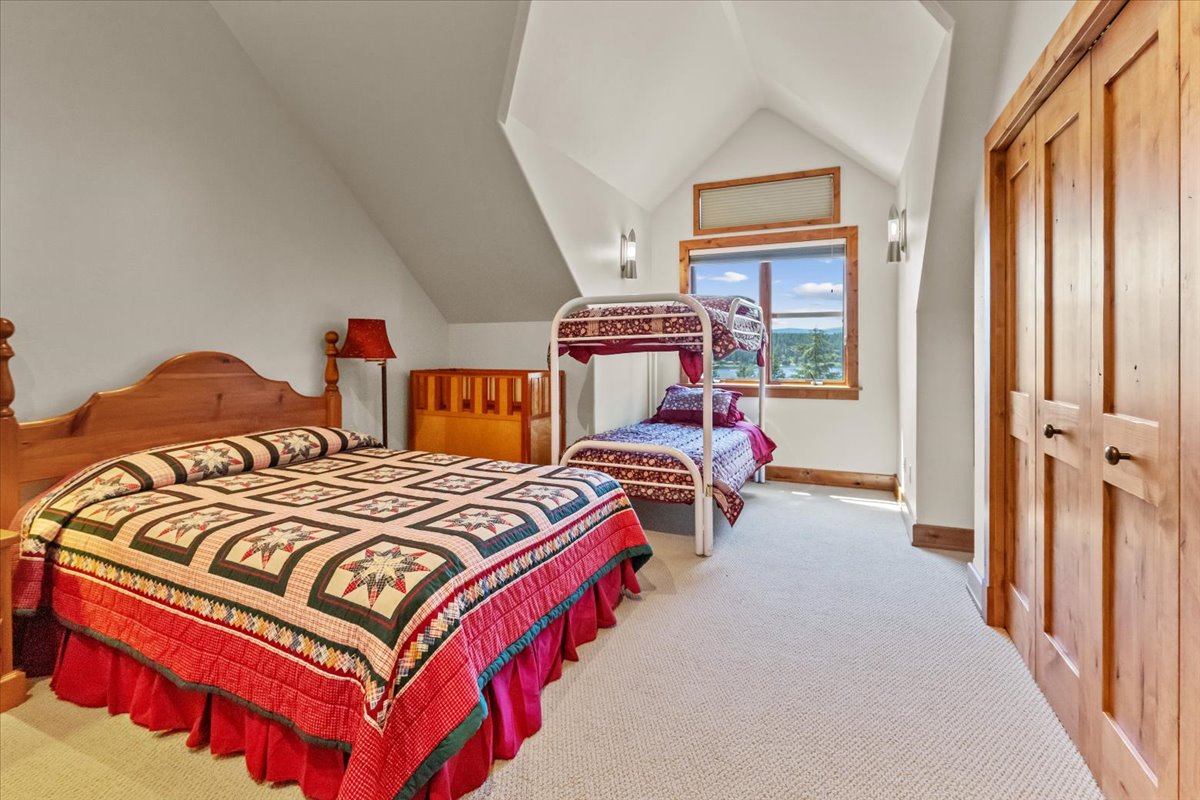 5868 Sinclair Creek Road Property Photo 43