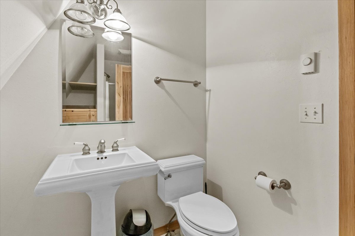 5868 Sinclair Creek Road Property Photo 88