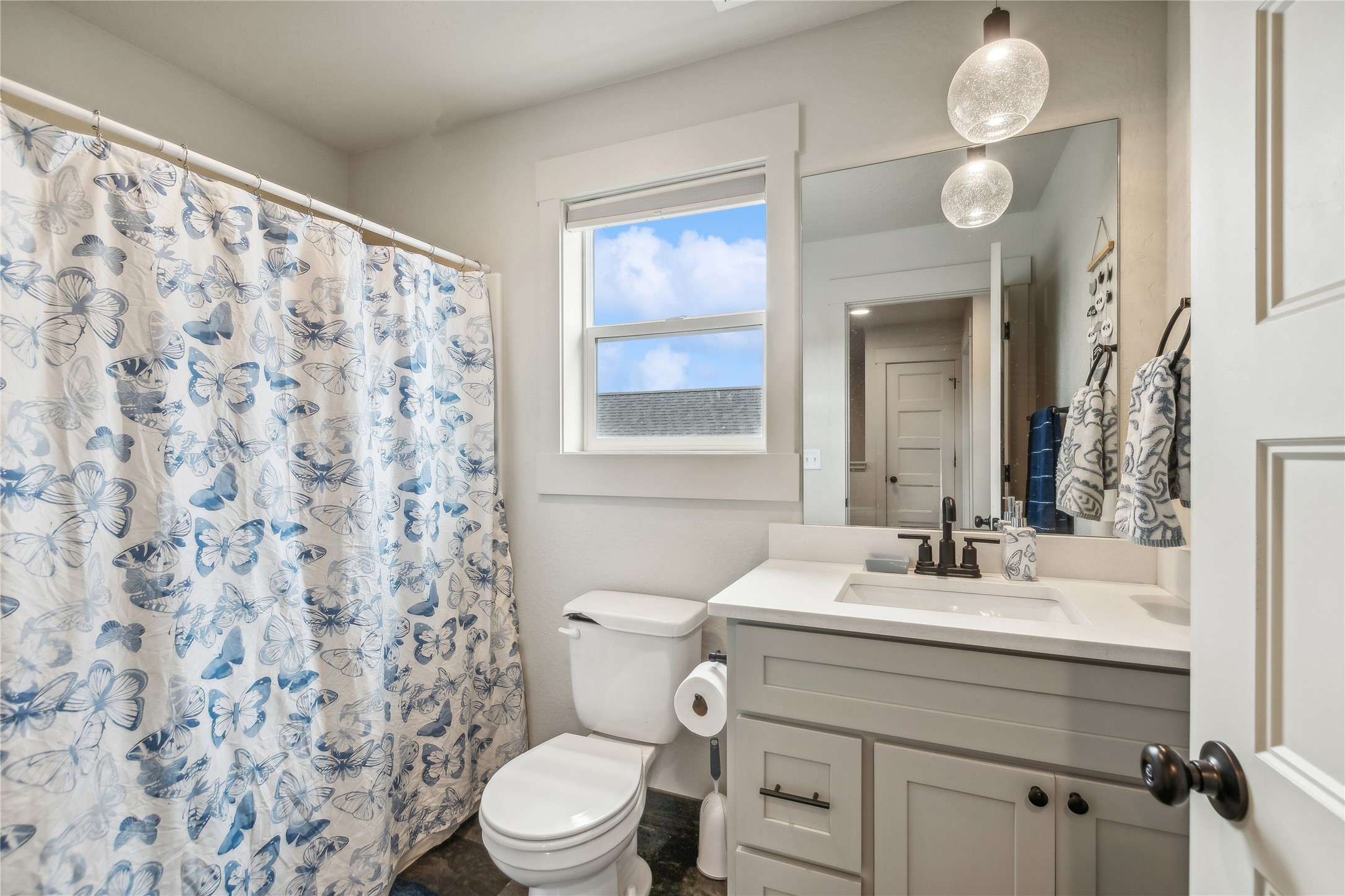 1216 Longfellow Trail Property Photo 24