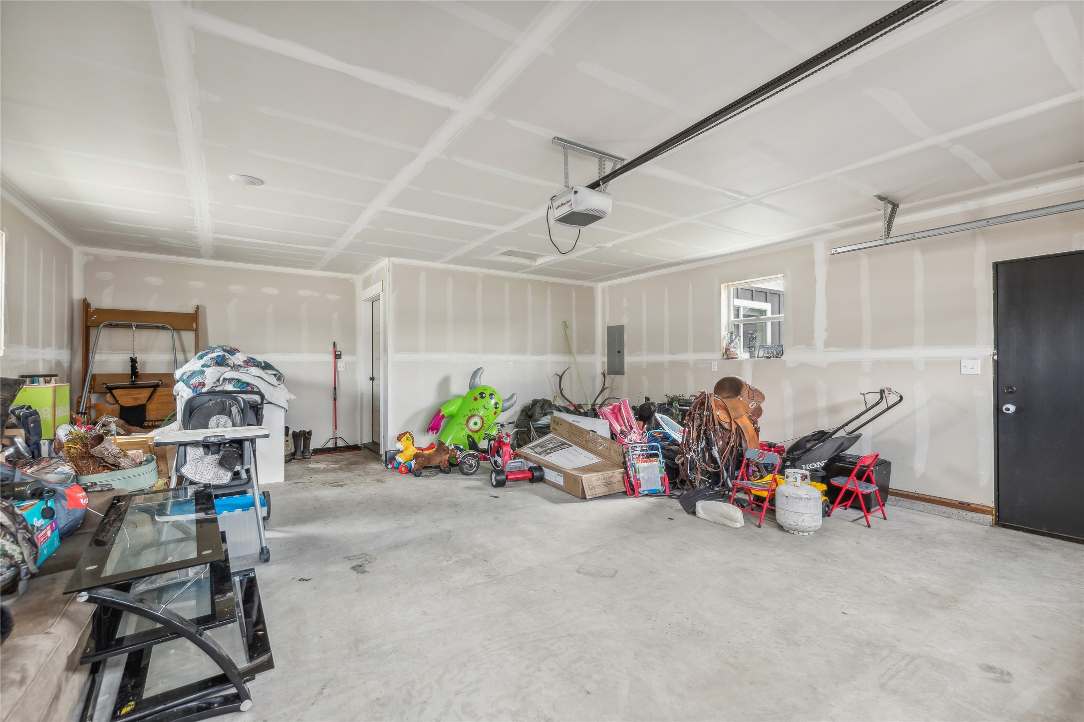 1216 Longfellow Trail Property Photo 29