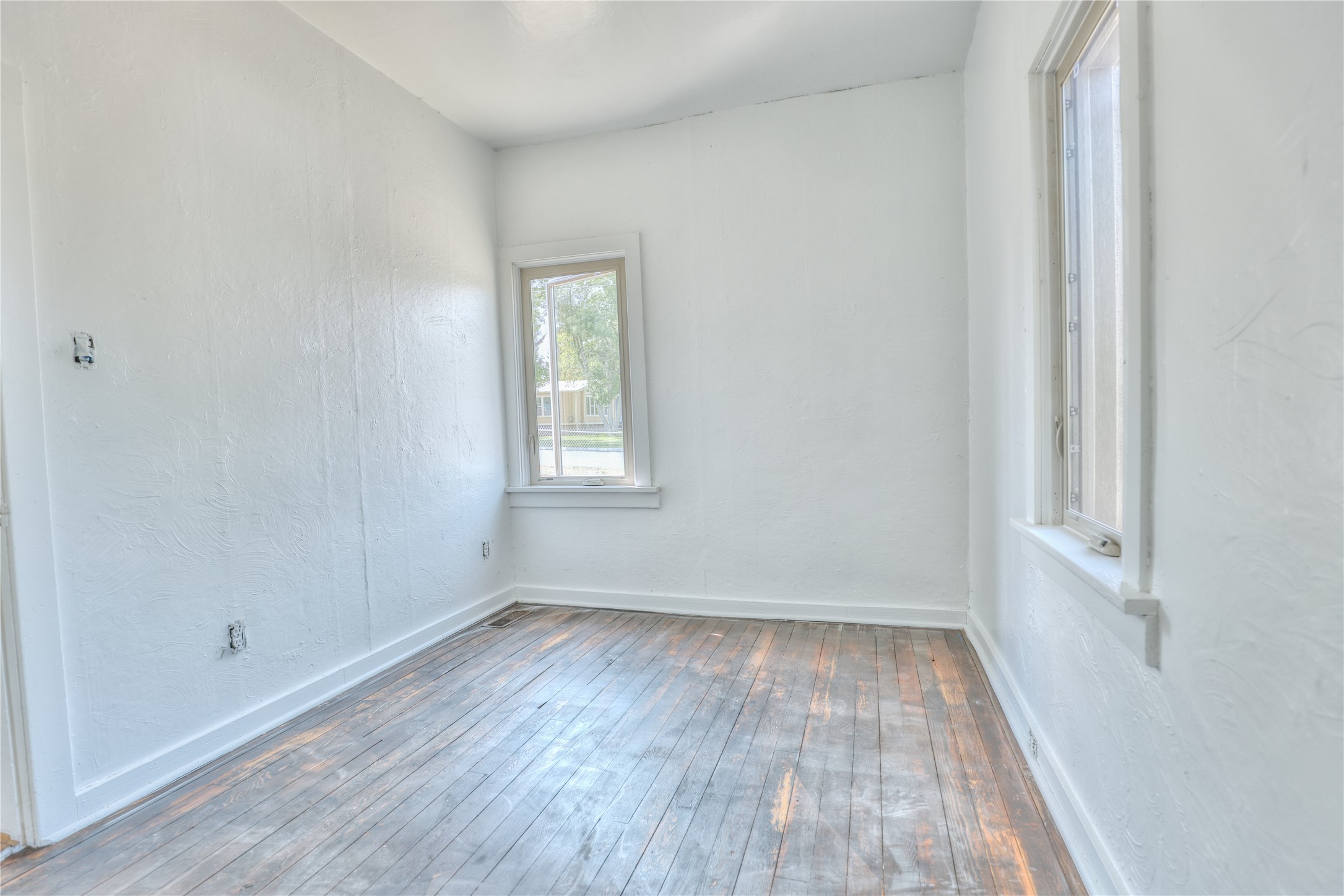 1655 Joslyn Street Property Photo 8