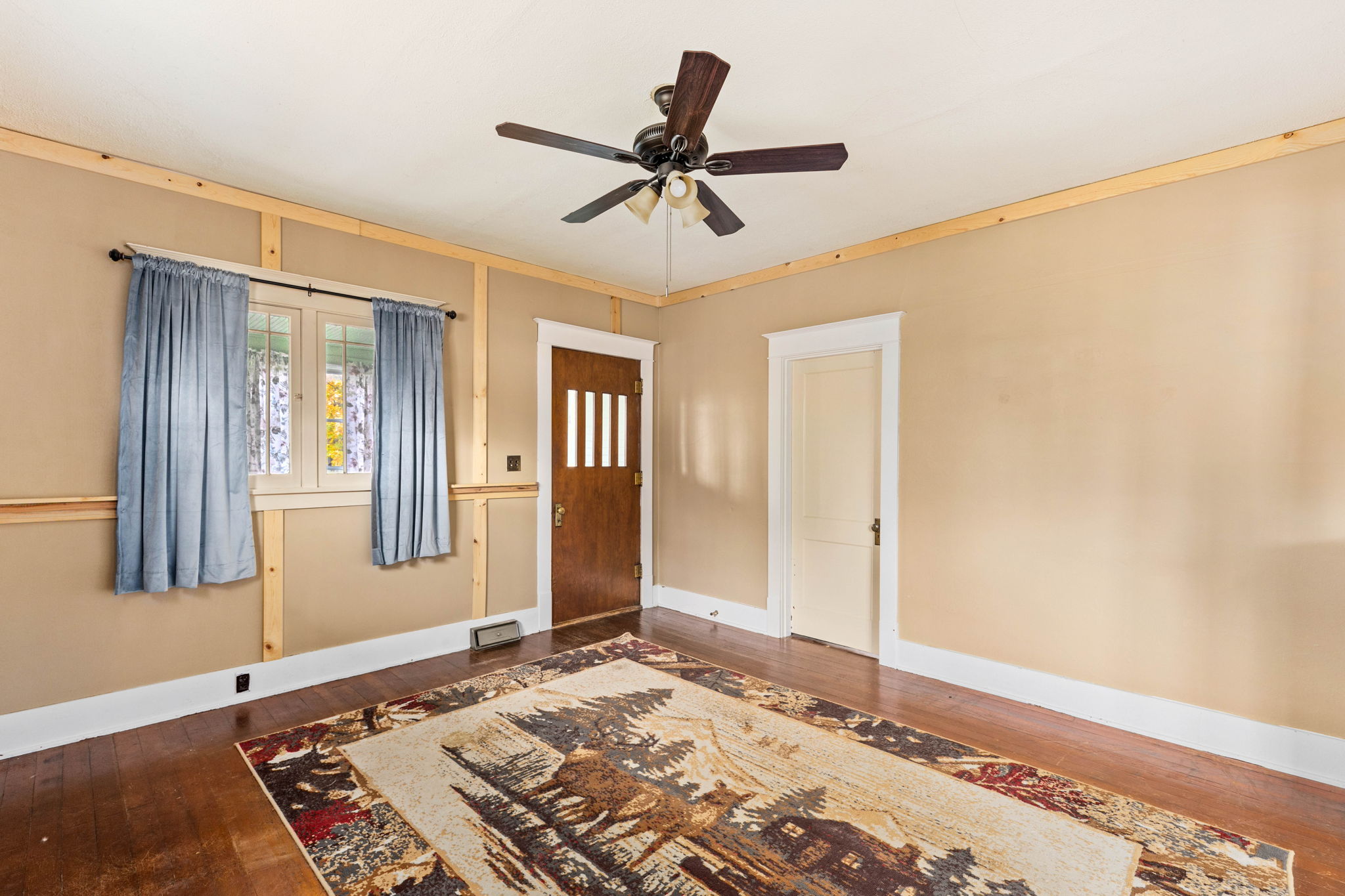 114 3rd Avenue S Property Photo 13