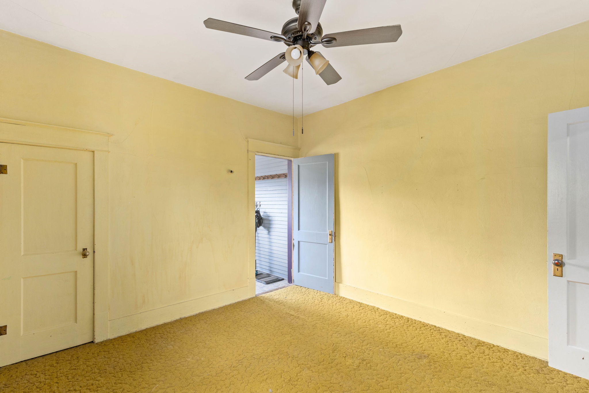 114 3rd Avenue S Property Photo 21