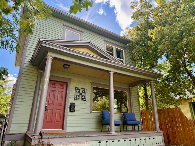 1005 Sherwood Street Property Photo 1