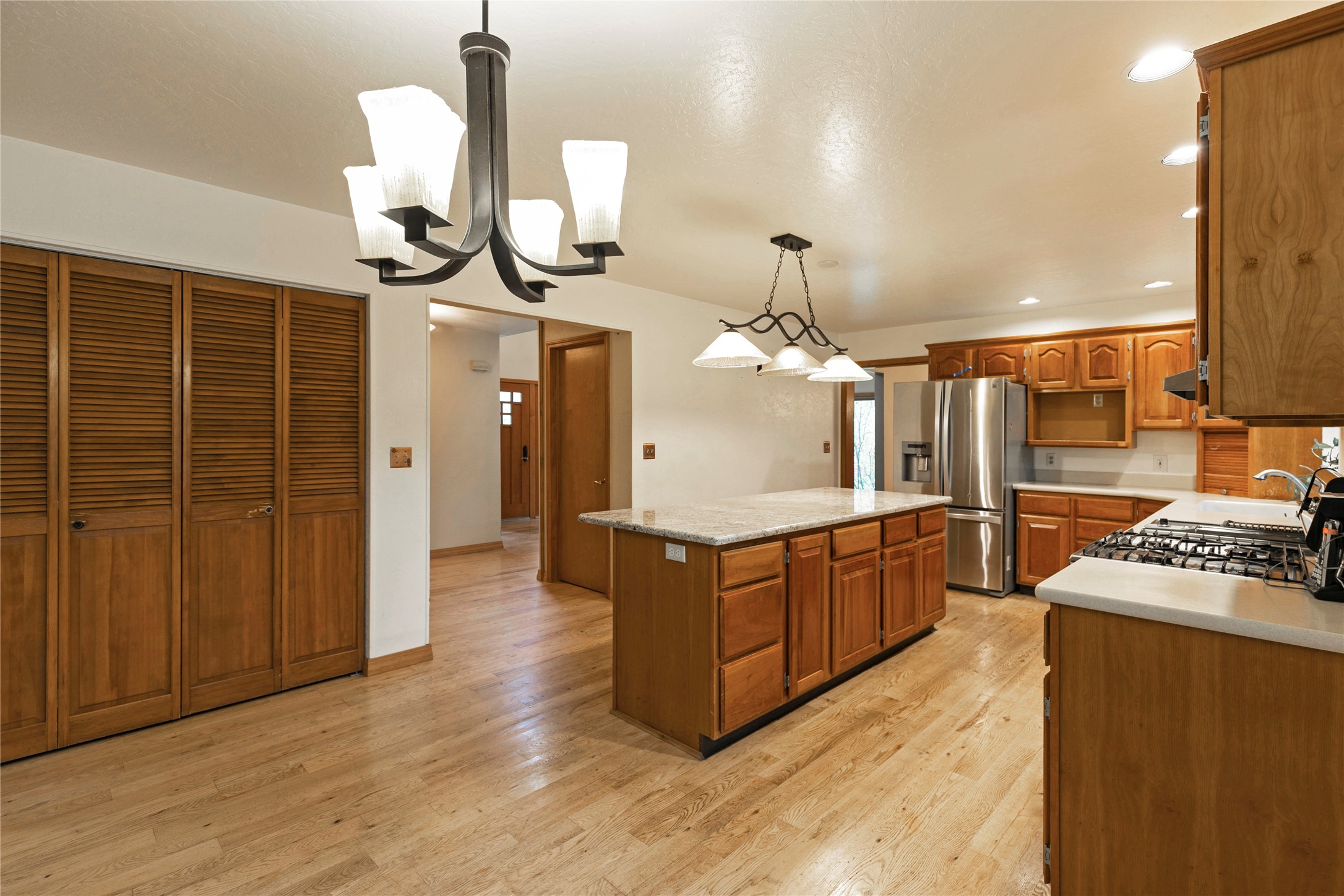 1715 Streamside Court Property Photo 27