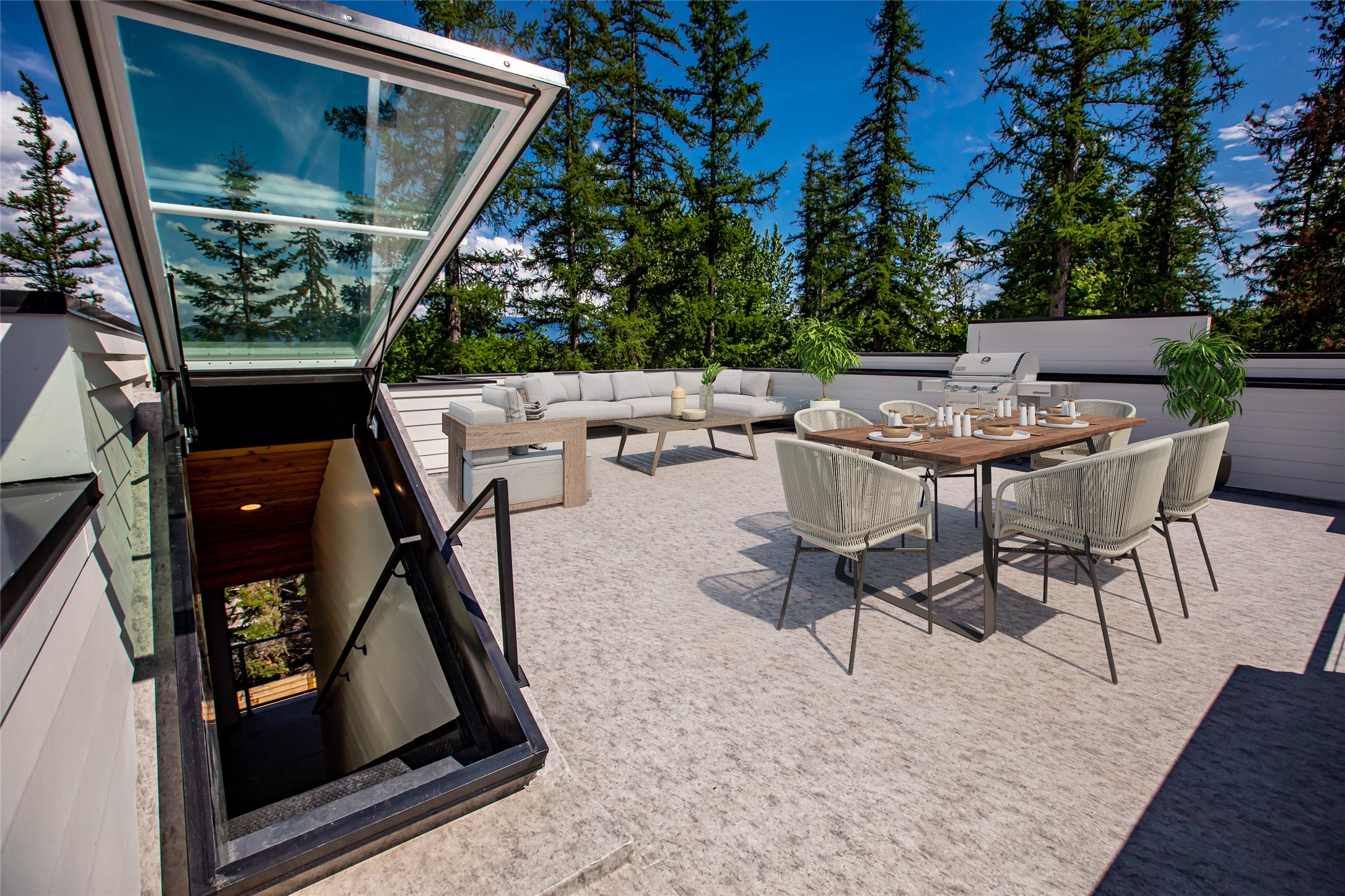 713 W 2nd Street W Property Photo 5