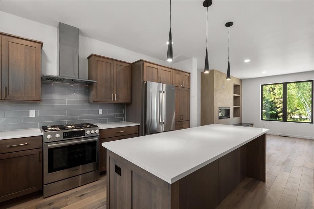 713 W 2nd Street W Property Photo 10