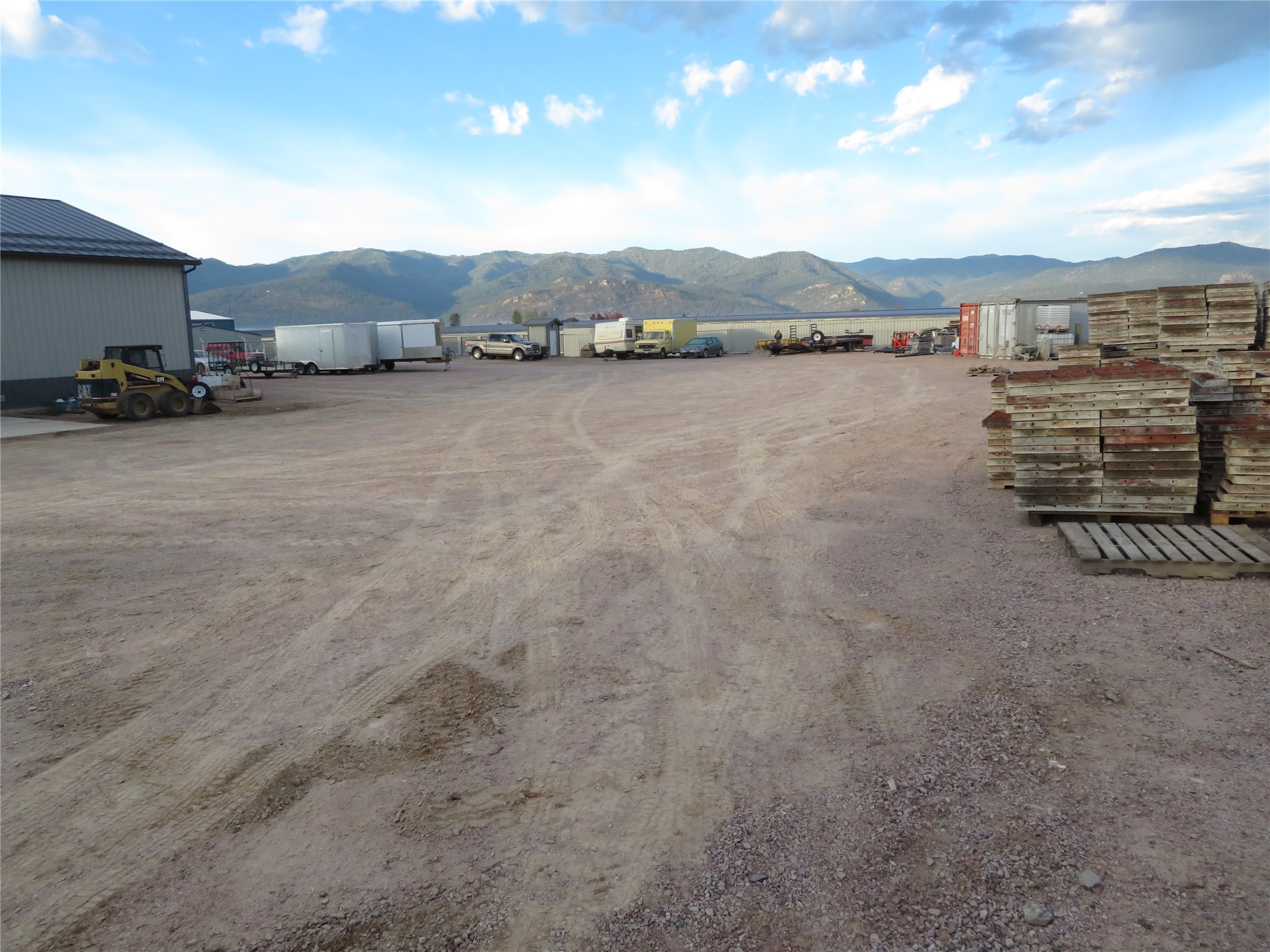7099 Two Smokes Way Property Photo 12
